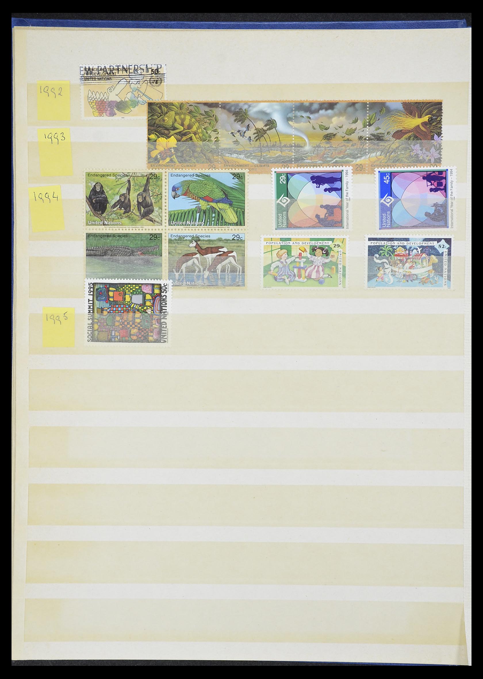 33535 451 - Postzegelverzameling 33535 Verenigde Naties 1951-2008.