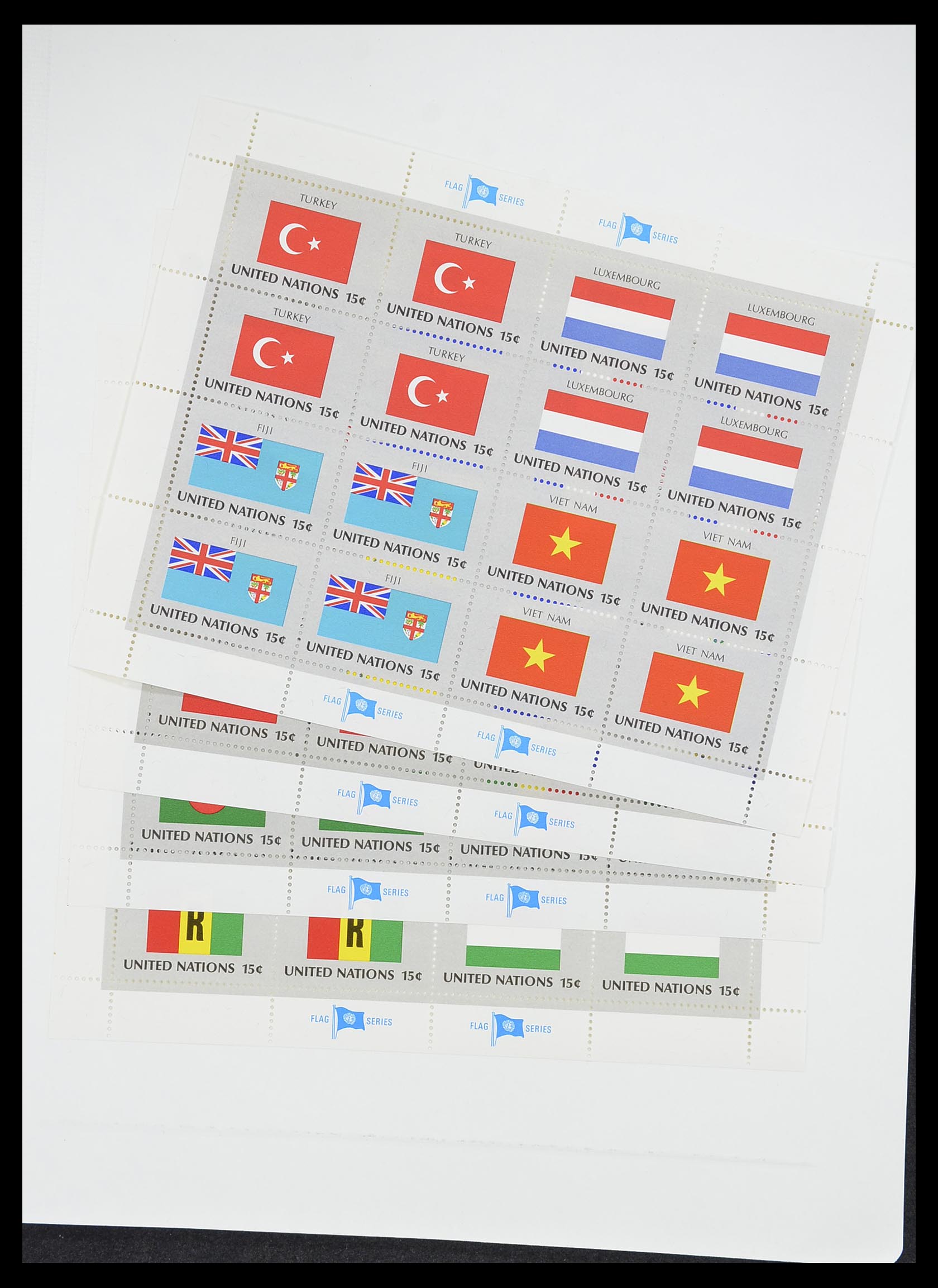 33538 486 - Postzegelverzameling 33538 Verenigde Naties t/m 2017!