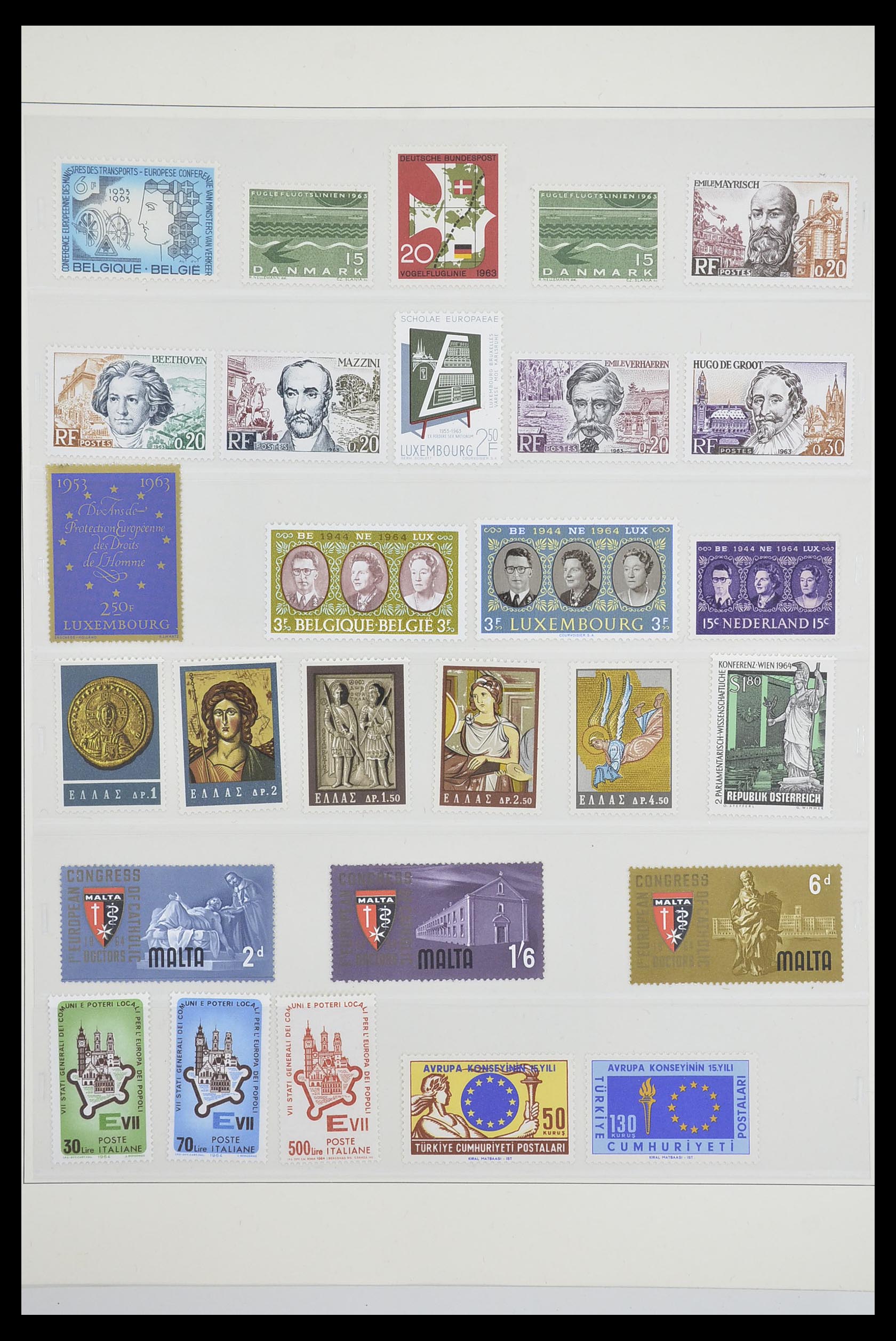 33539 0026 - Postzegelverzameling 33539 Europa CEPT 1942-2008.
