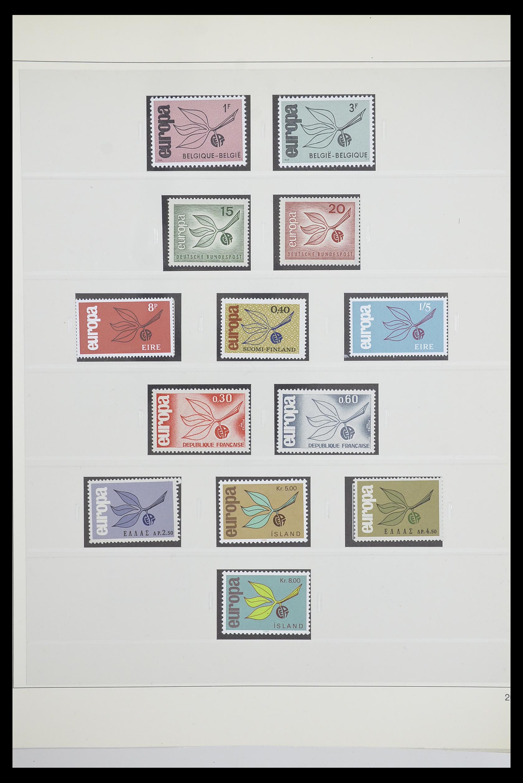 33539 0031 - Stamp collection 33539 Europa CEPT 1942-2008.