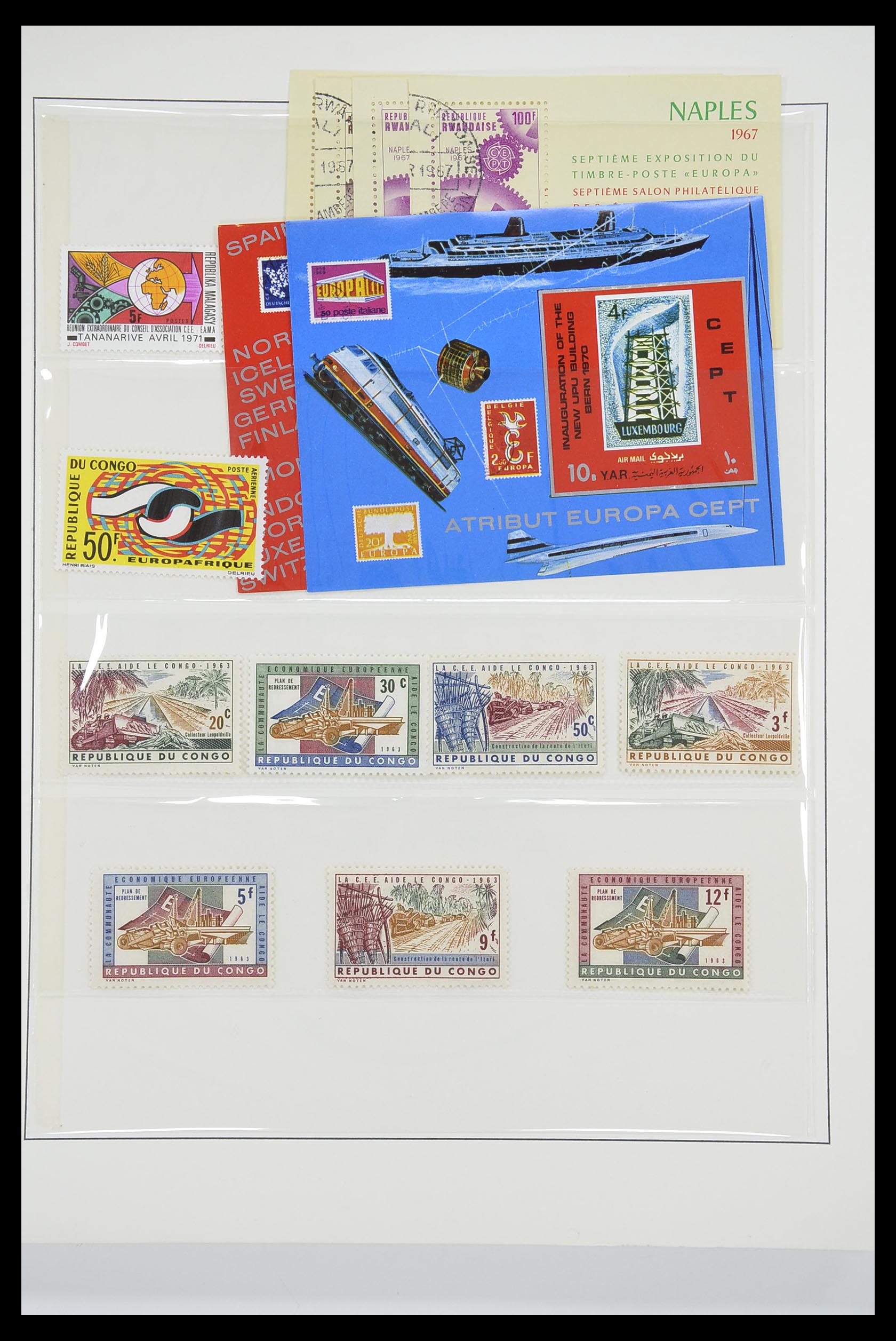 33539 1475 - Postzegelverzameling 33539 Europa CEPT 1942-2008.