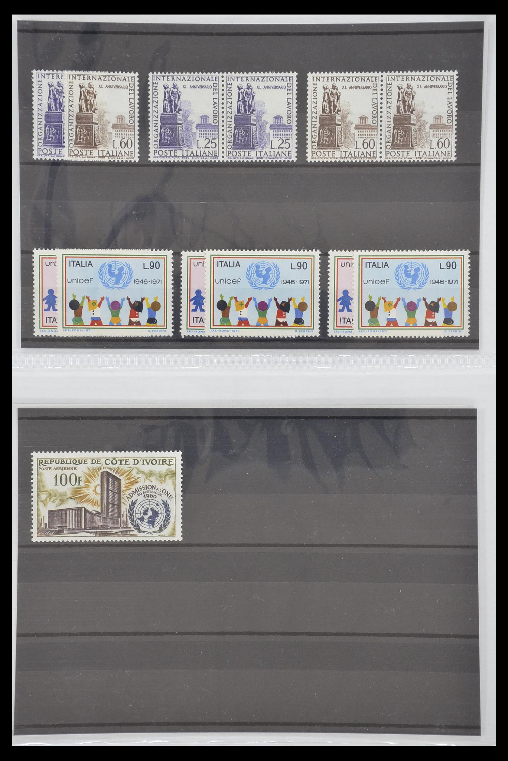 33541 023 - Postzegelverzameling 33541 Diverse motieven 1940-2000.