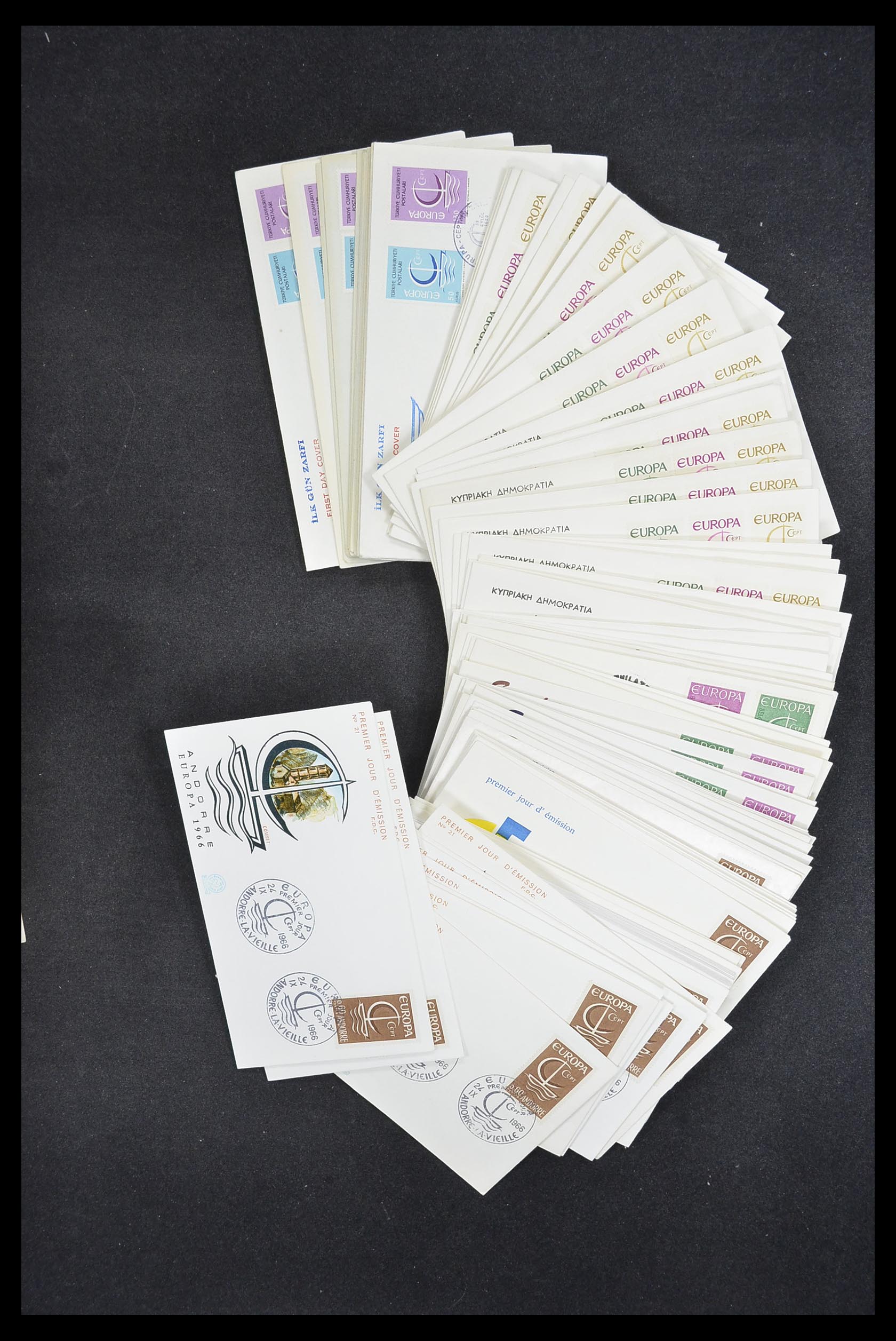 33542 032 - Postzegelverzameling 33542 Europa Cept fdc's 1956-1999.