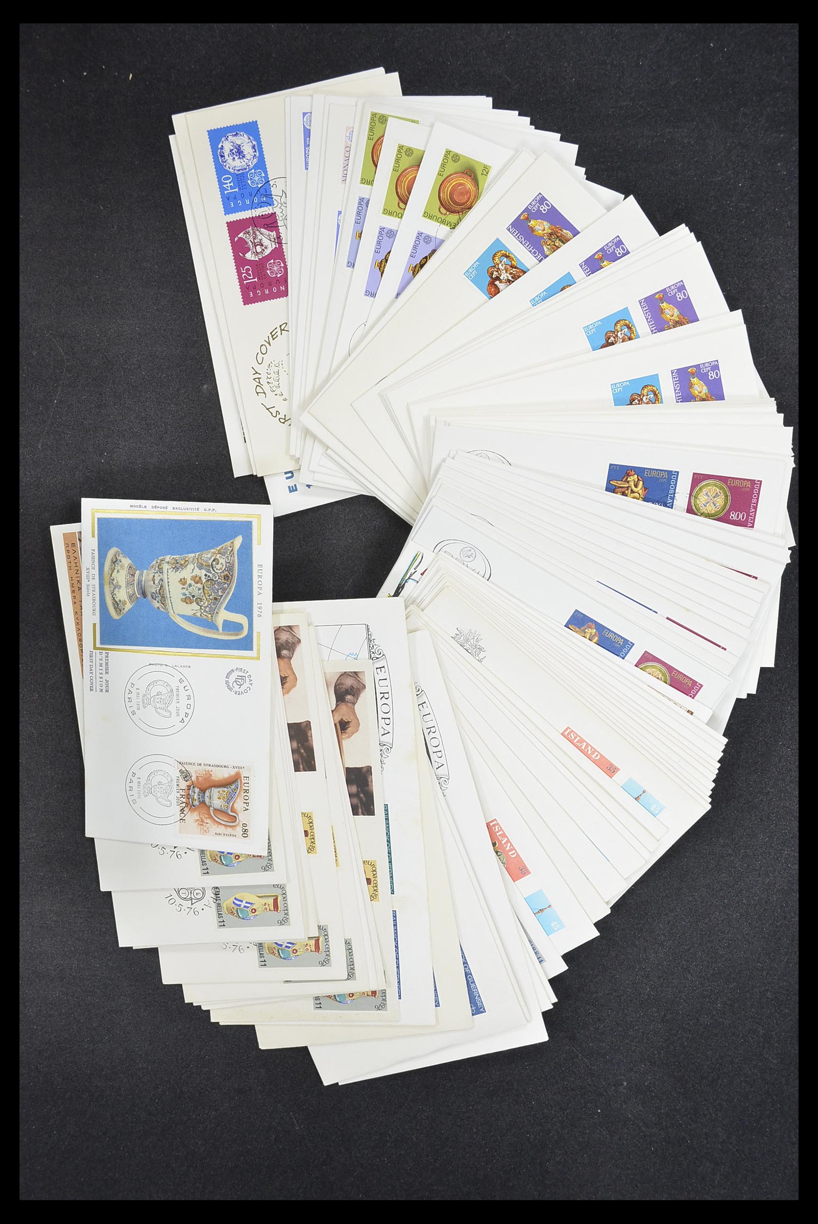 33542 059 - Stamp collection 33542 Europa Cept first day covers 1956-1999.