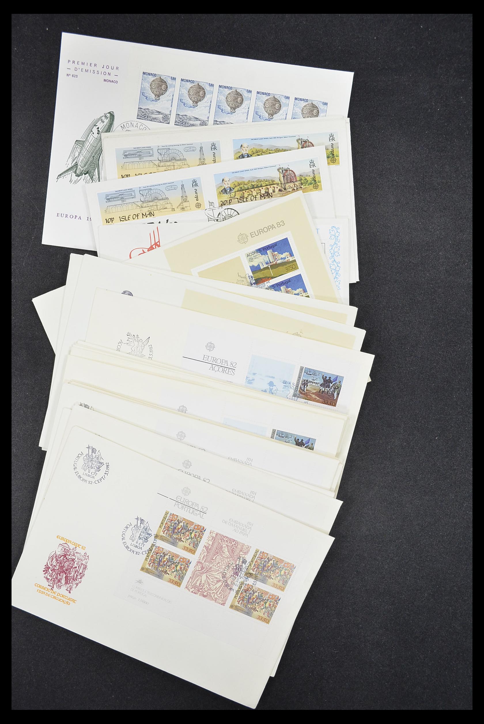 33542 082 - Stamp collection 33542 Europa Cept first day covers 1956-1999.