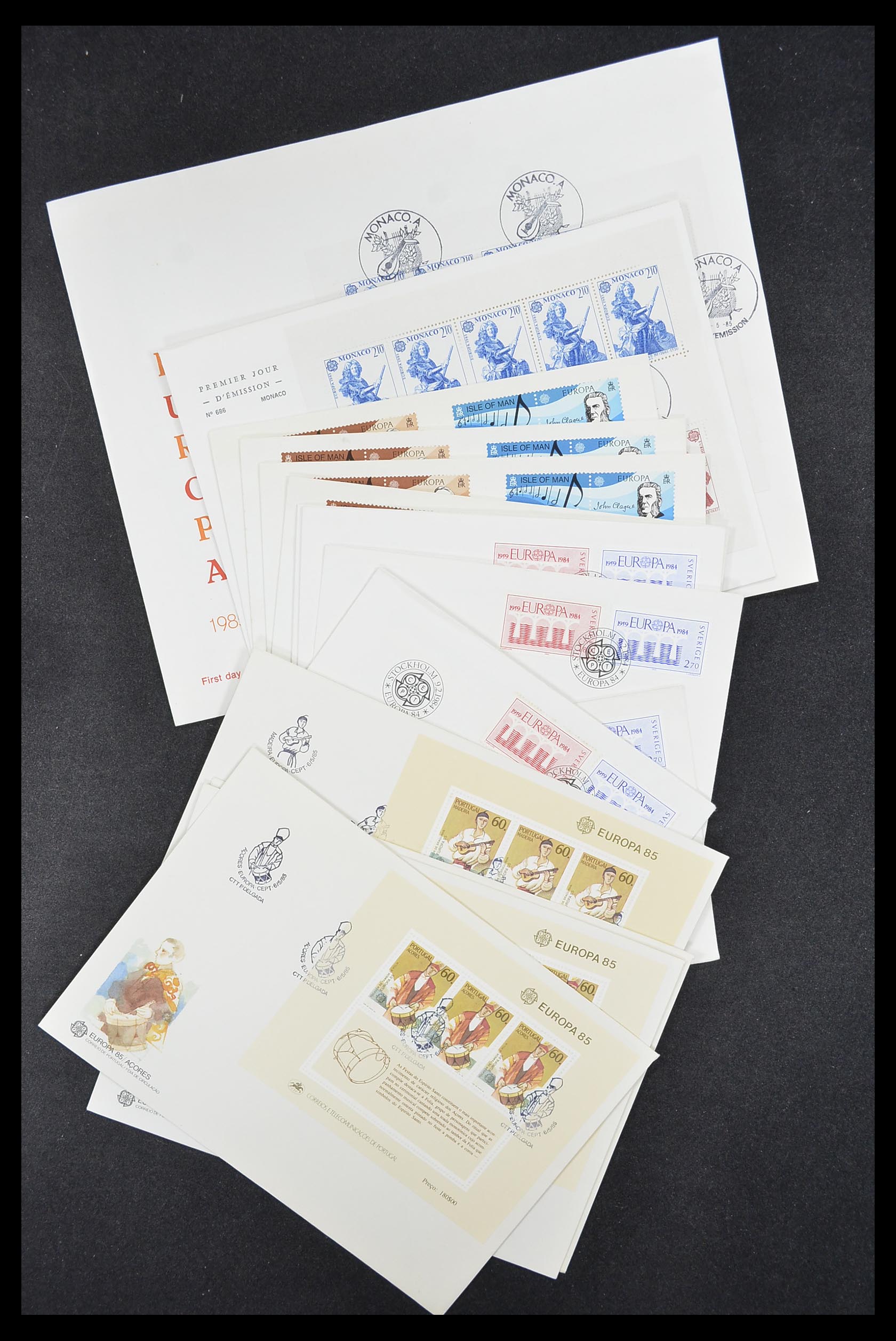 33542 084 - Stamp collection 33542 Europa Cept first day covers 1956-1999.