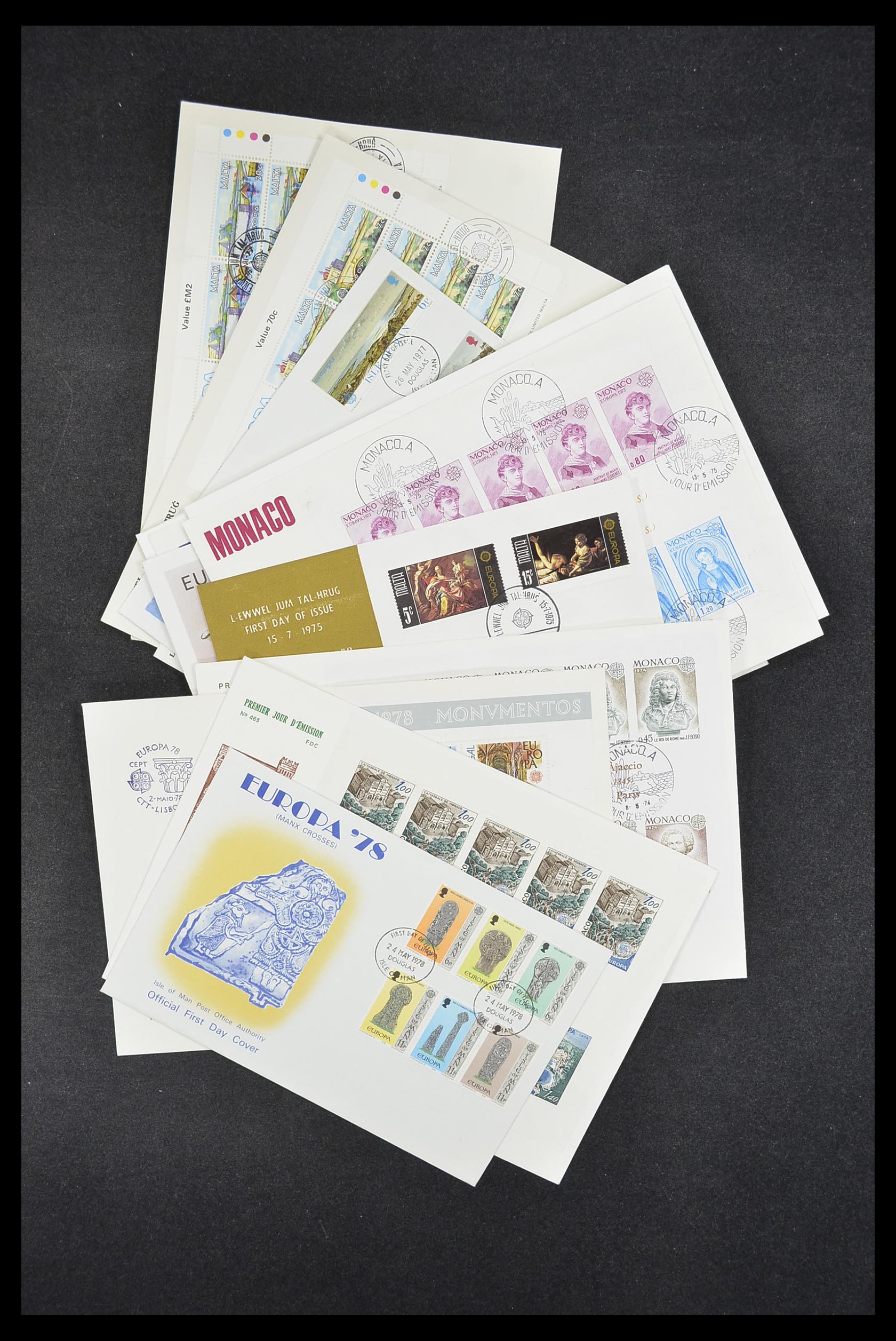 33542 121 - Stamp collection 33542 Europa Cept first day covers 1956-1999.