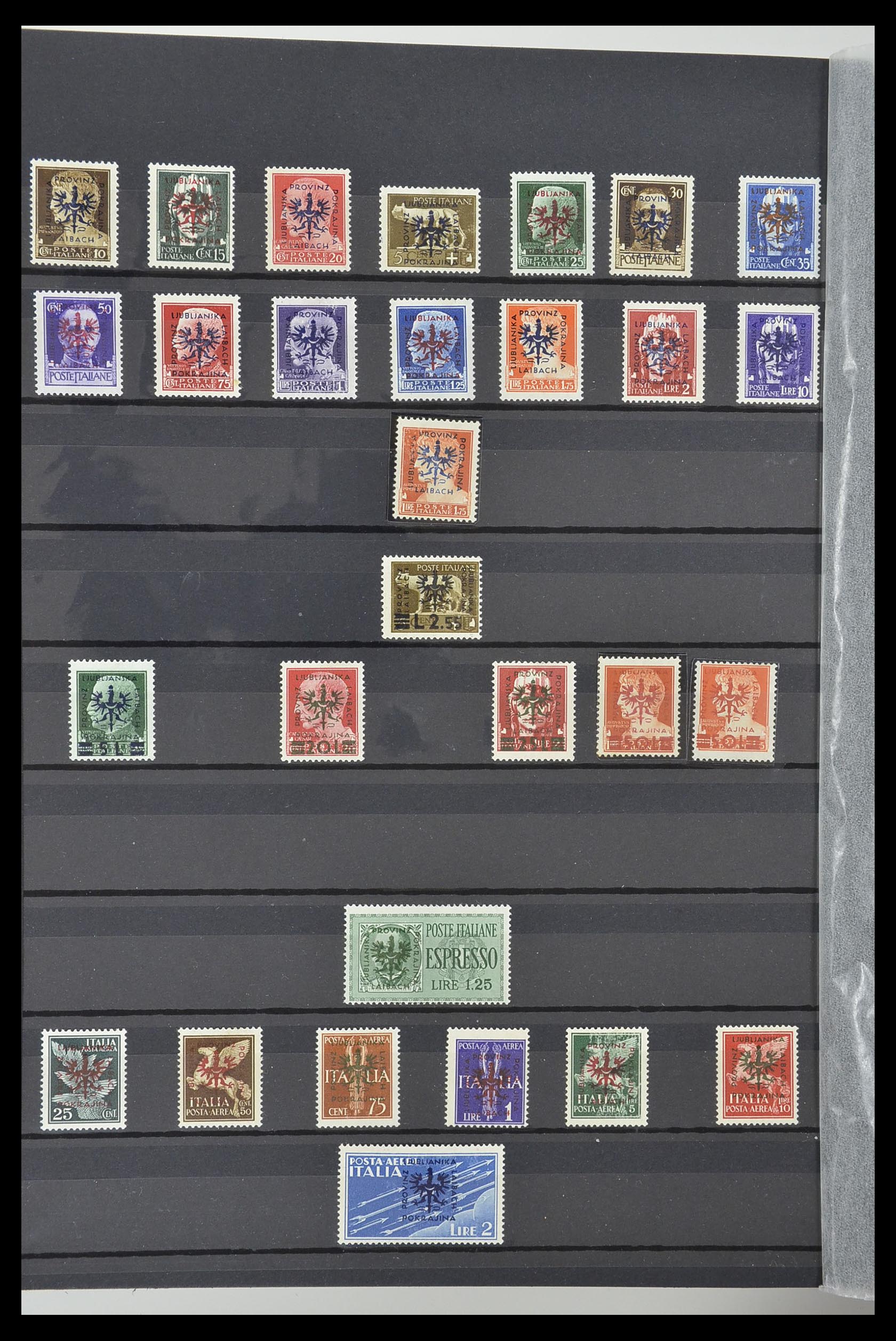 33553 030 - Postzegelverzameling 33553 Duitse gebieden en bezettingen 1939-1948.