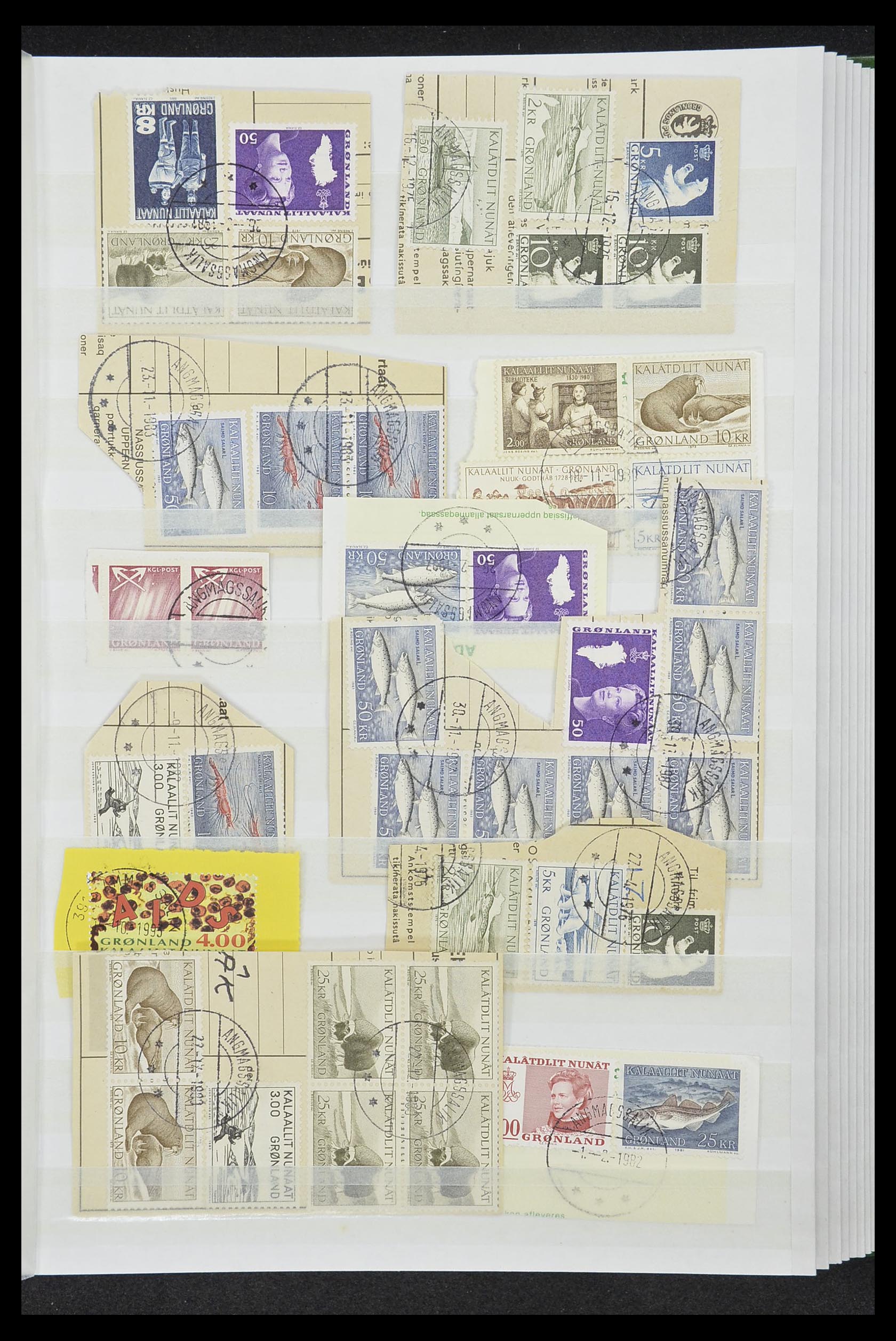33554 033 - Postzegelverzameling 33554 Groenland stempels 1938-2000.