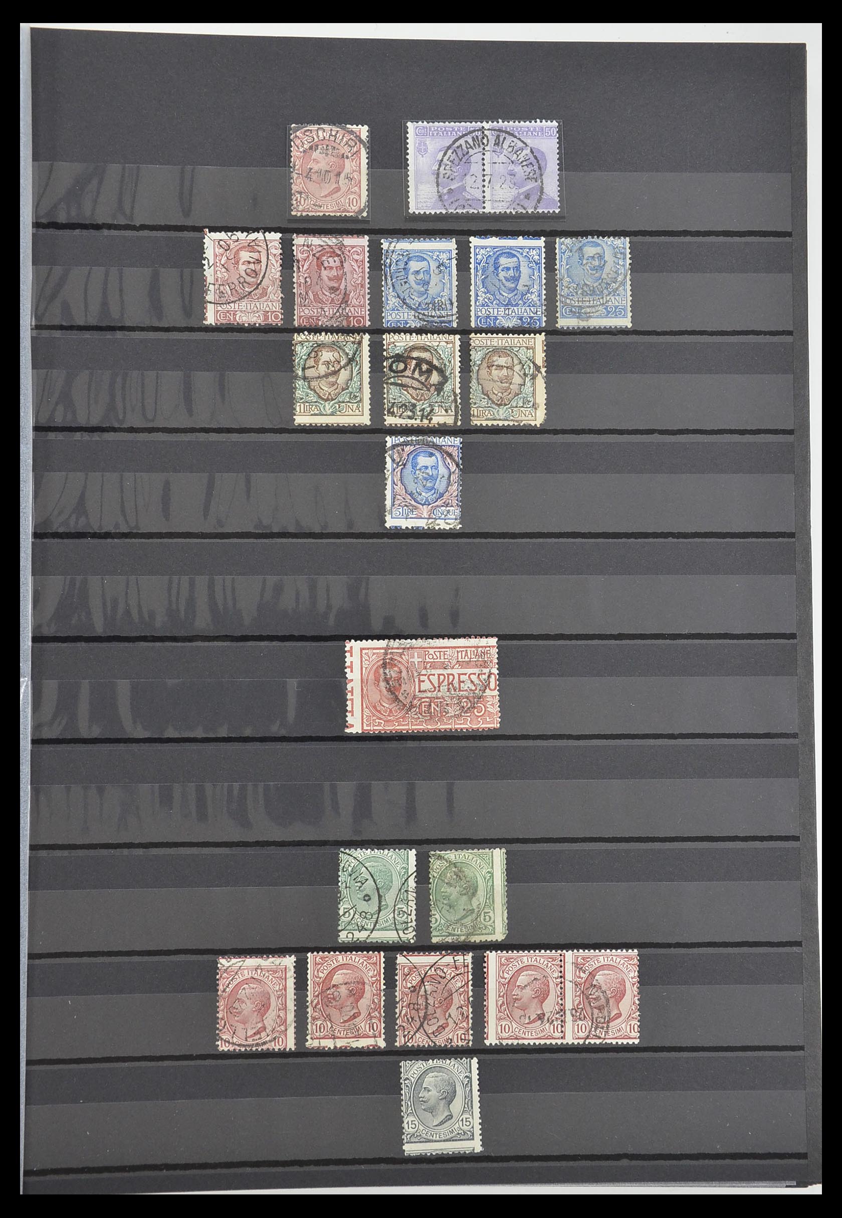 33560 003 - Postzegelverzameling 33560 Italië BOB/bezetting/gebieden 1860-1945.