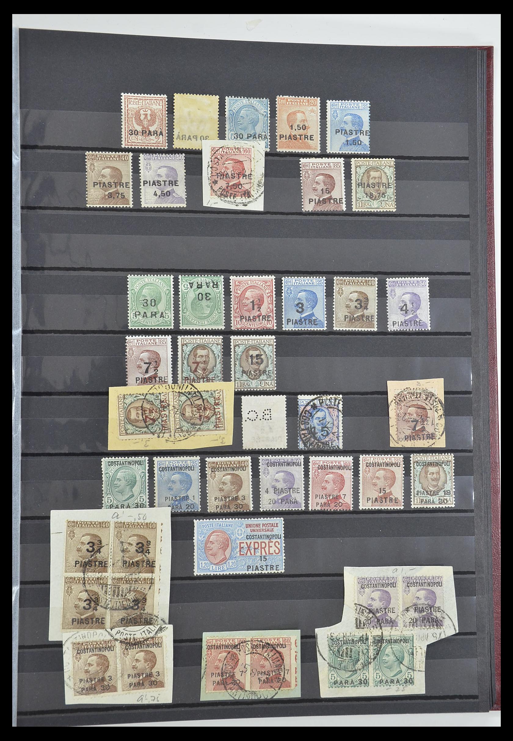 33560 042 - Postzegelverzameling 33560 Italië BOB/bezetting/gebieden 1860-1945.