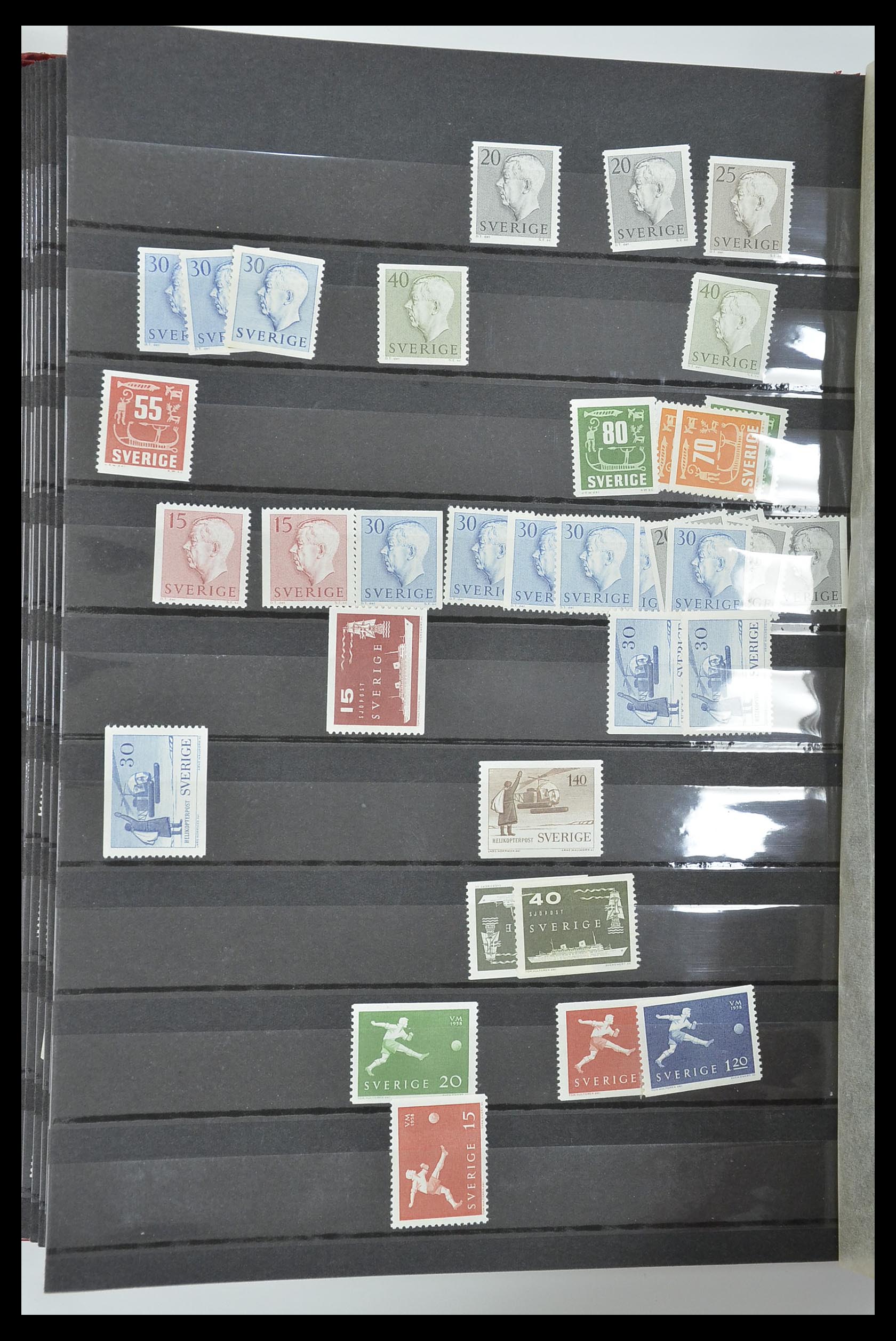 33568 027 - Postzegelverzameling 33568 Scandinavië 1855-1976.