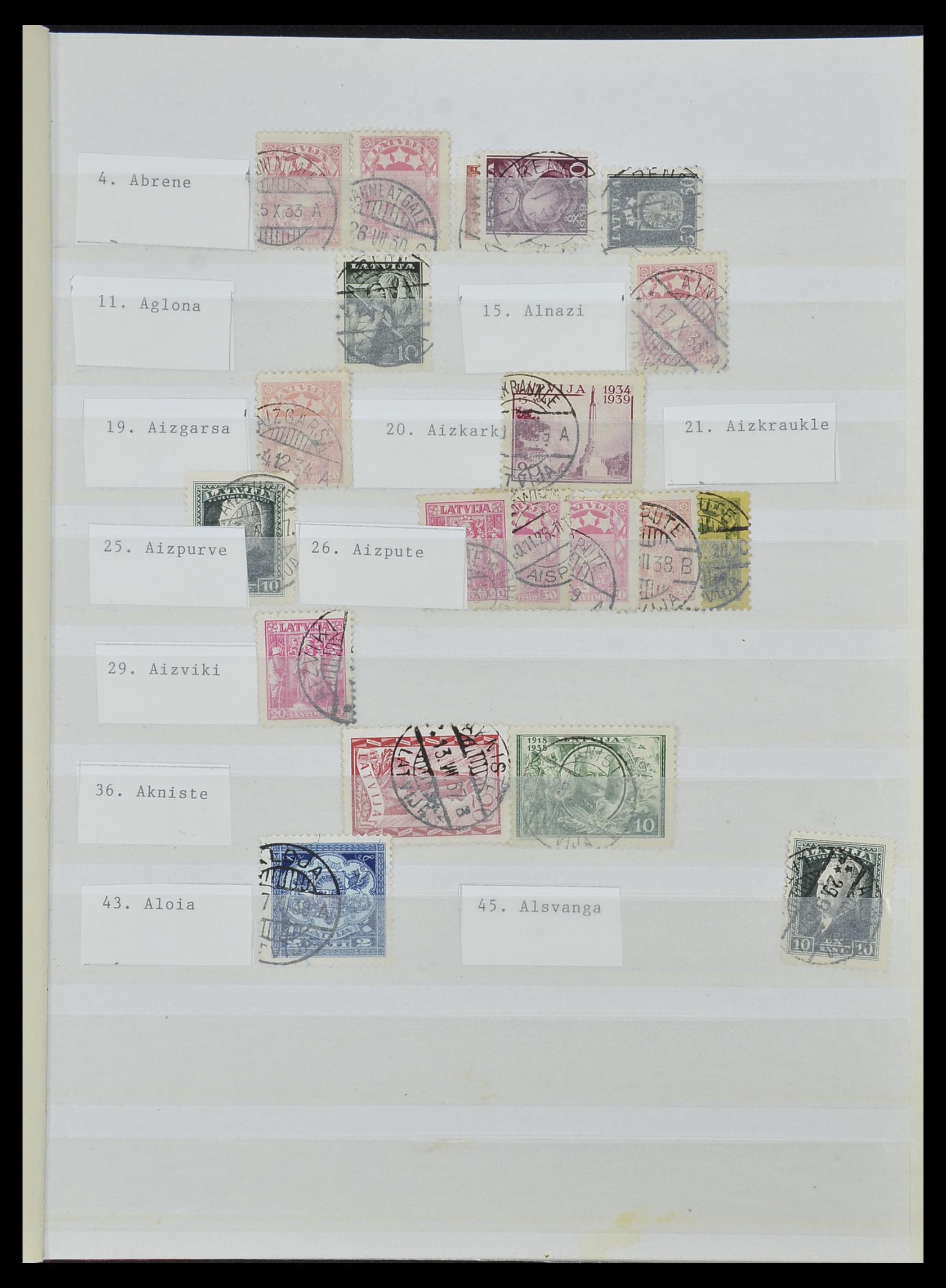 33572 001 - Postzegelverzameling 33572 Letland stempels 1919-1939.
