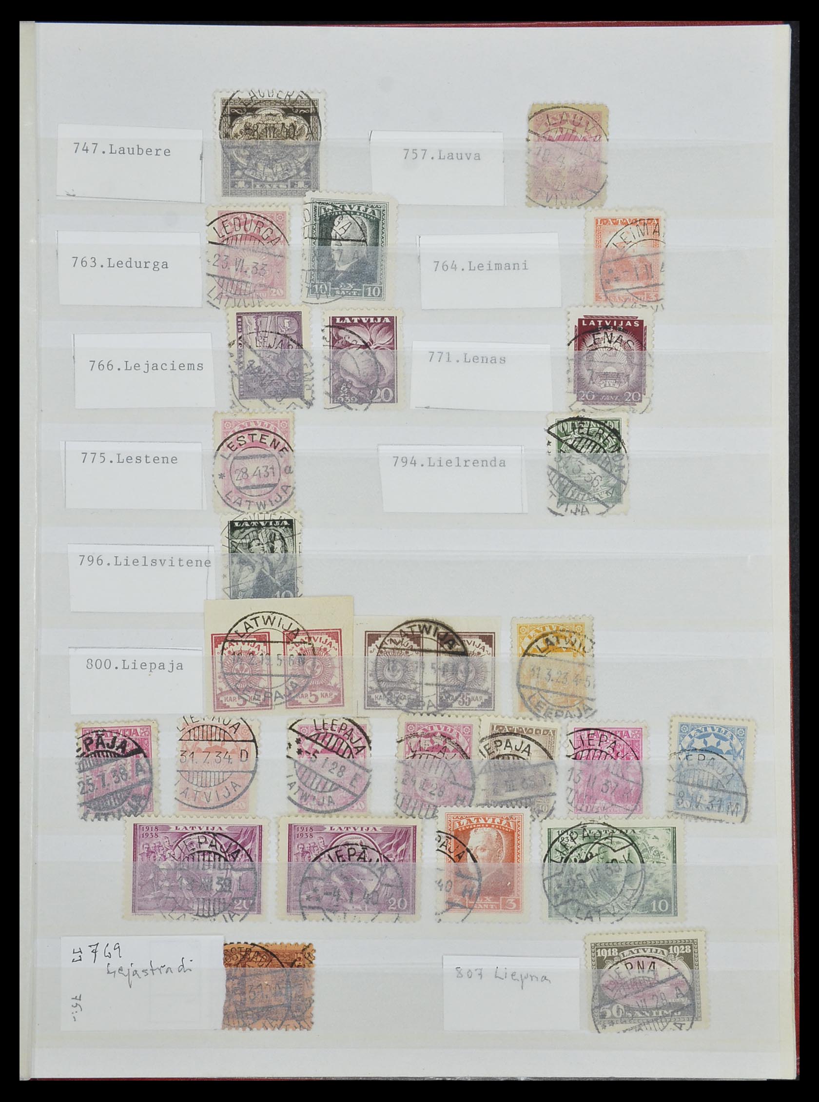 33572 011 - Postzegelverzameling 33572 Letland stempels 1919-1939.