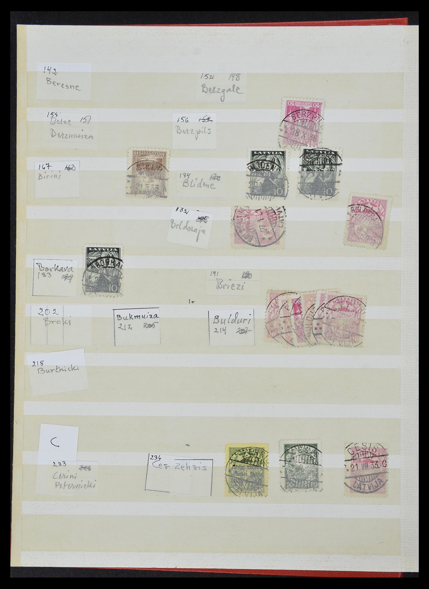 33572 031 - Postzegelverzameling 33572 Letland stempels 1919-1939.