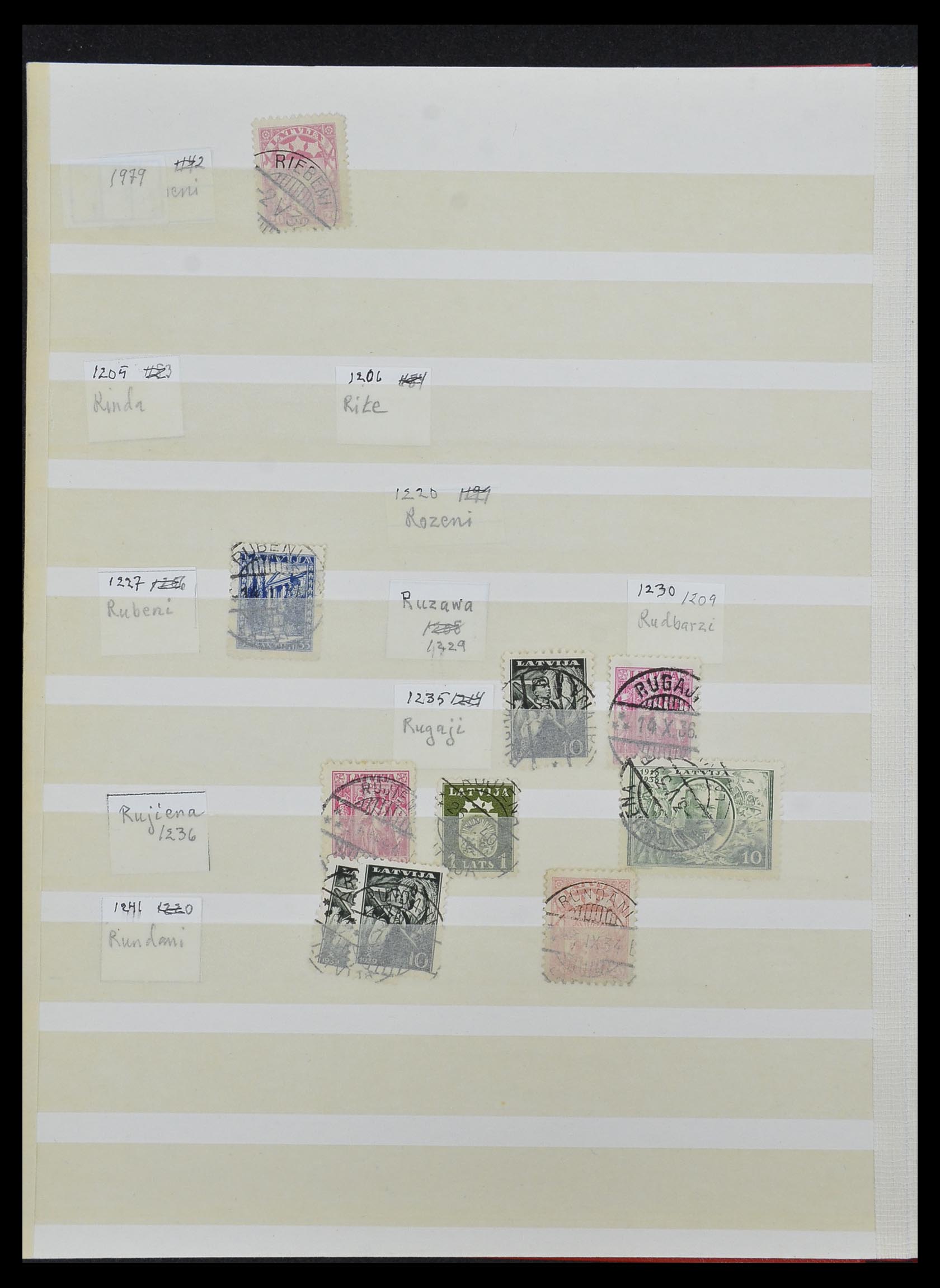 33572 043 - Postzegelverzameling 33572 Letland stempels 1919-1939.