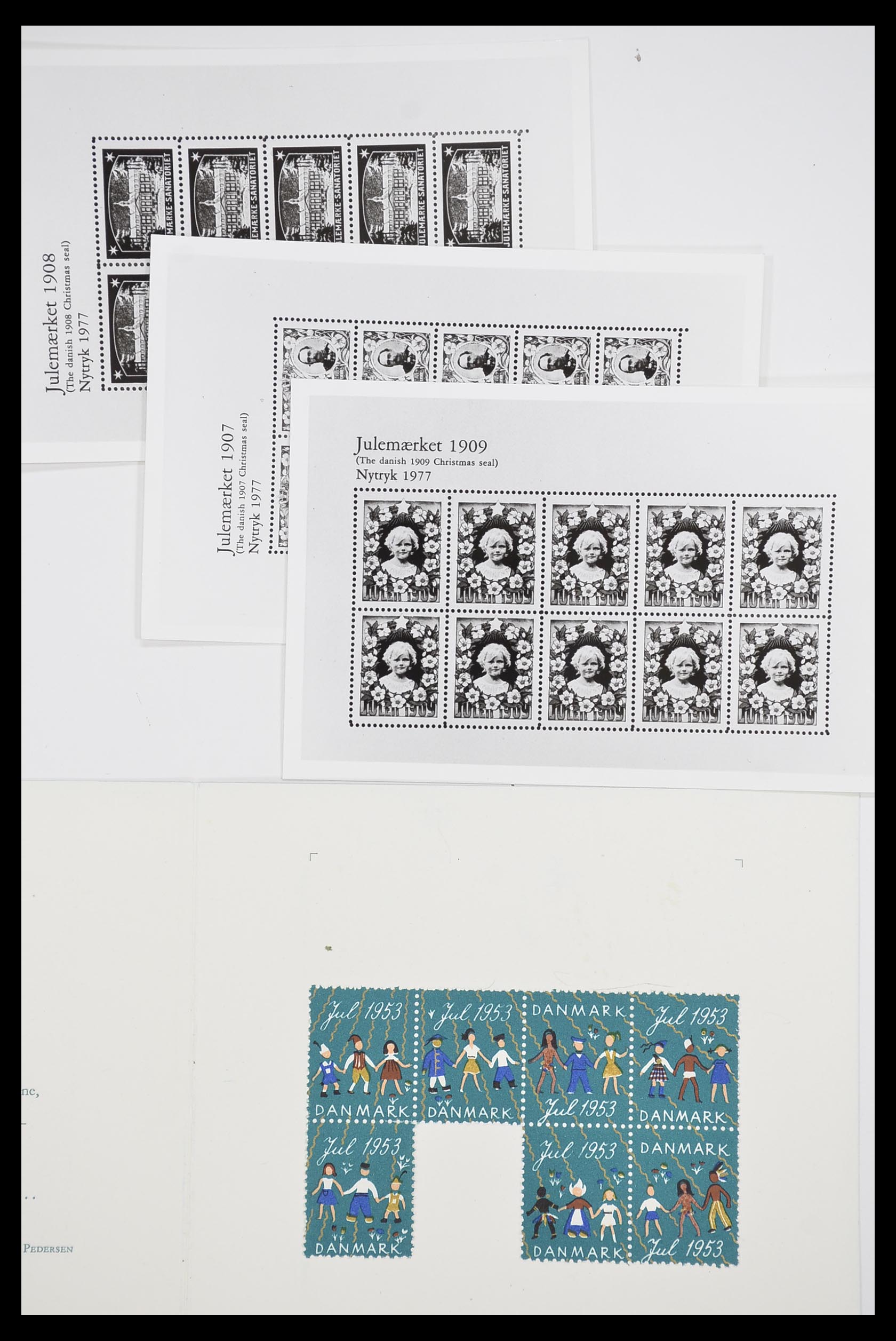 33575 072 - Stamp collection 33575 Denmark christmas seals 1904-2018!