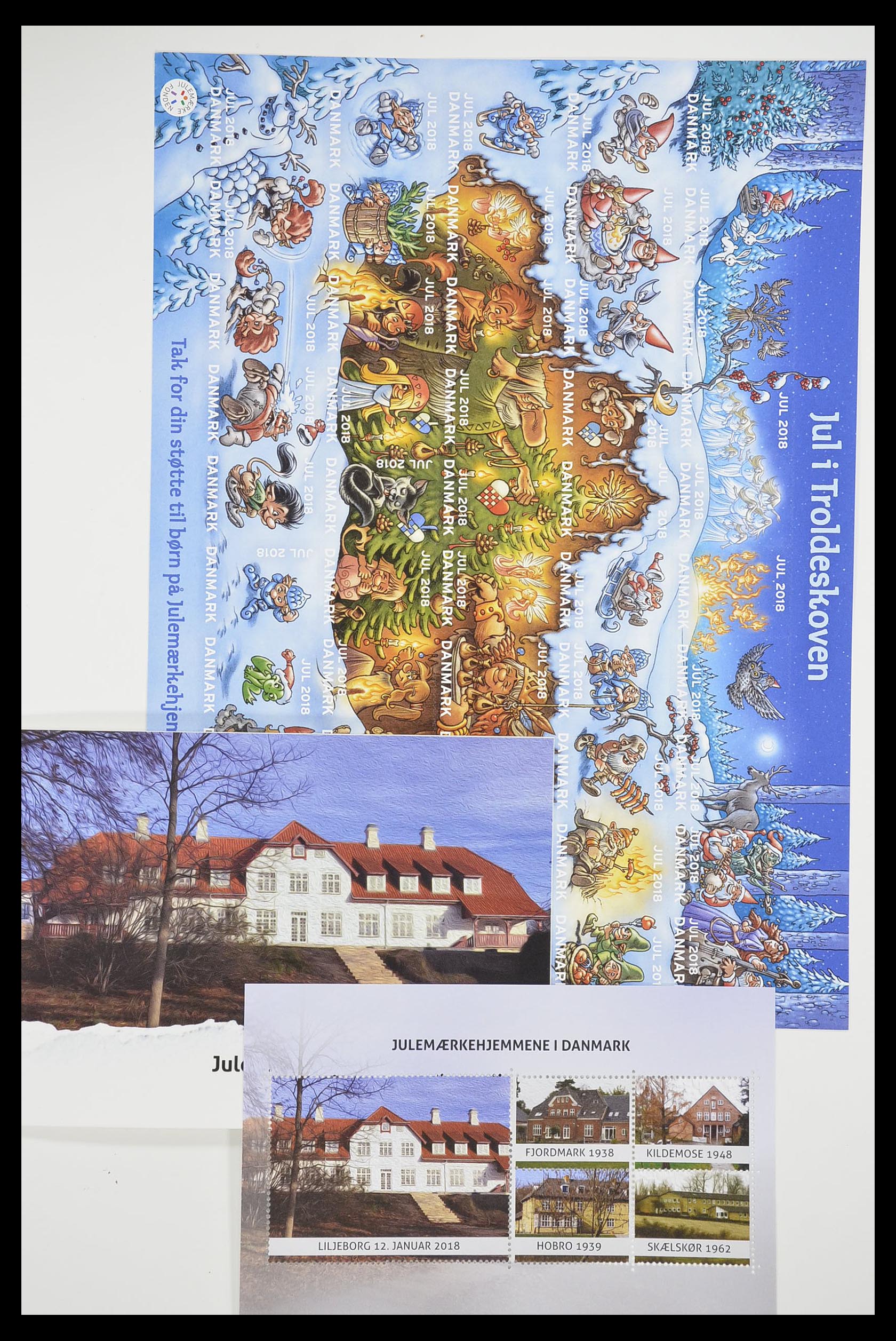 33575 470 - Stamp collection 33575 Denmark christmas seals 1904-2018!