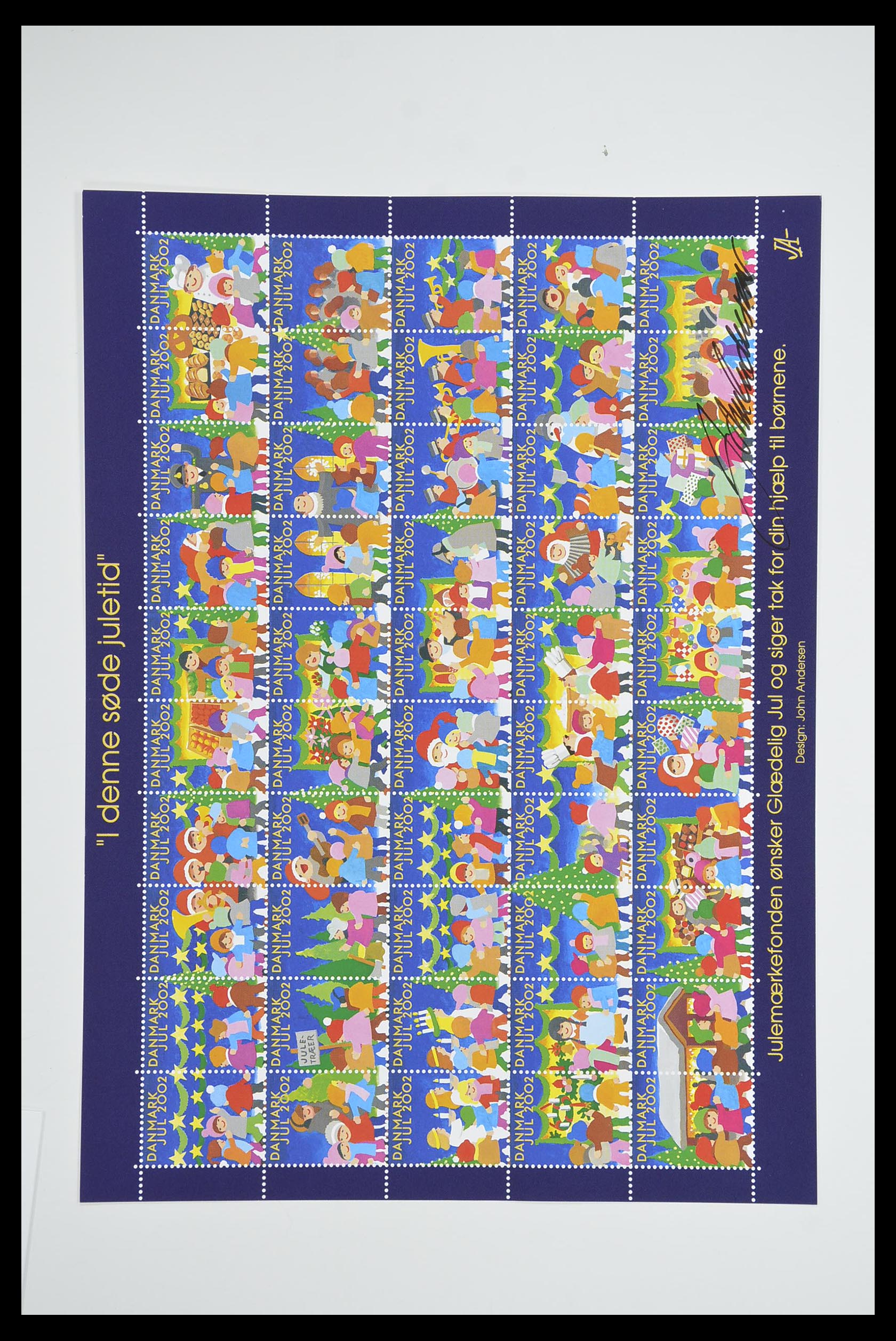 33575 490 - Stamp collection 33575 Denmark christmas seals 1904-2018!