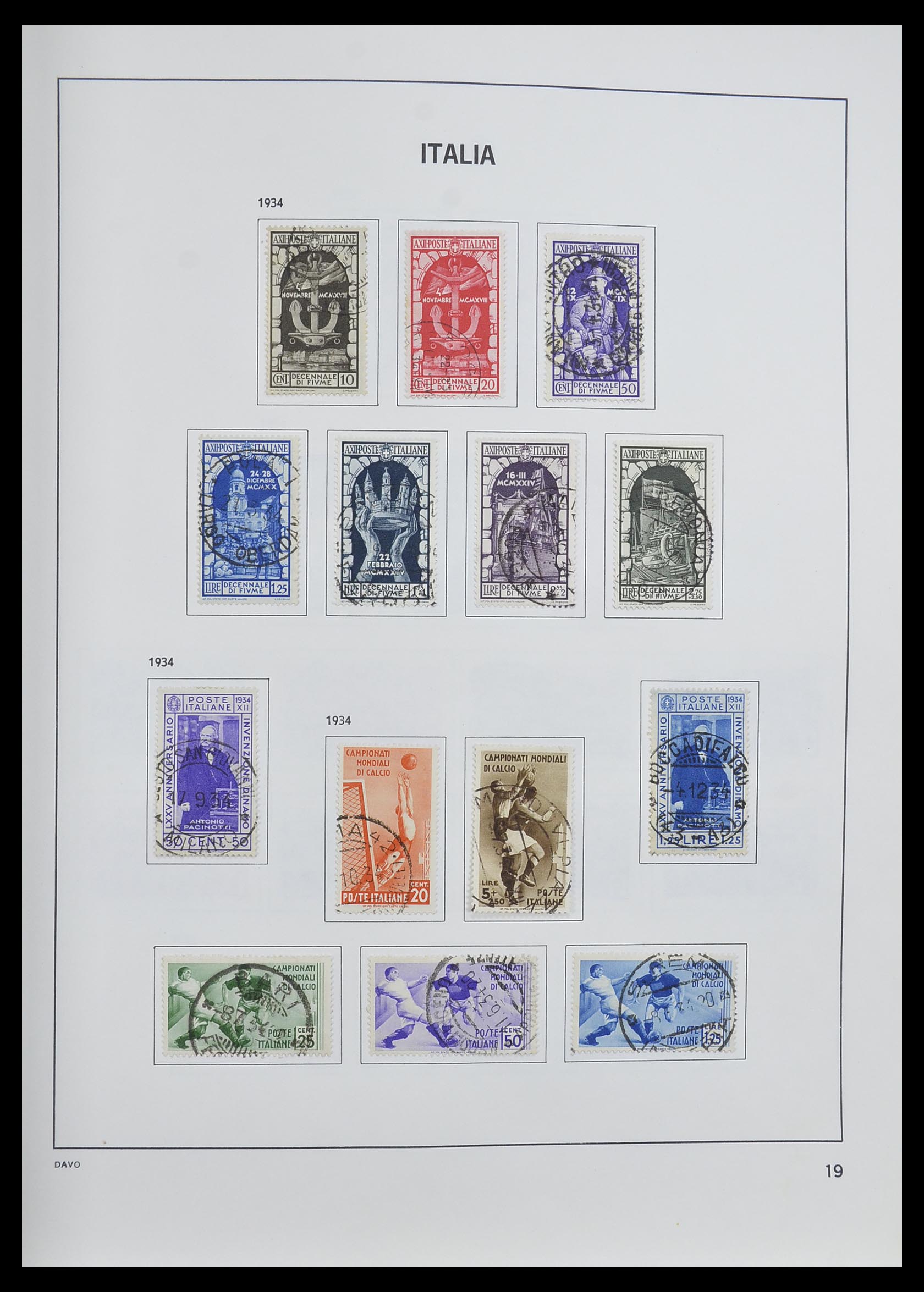 33580 021 - Stamp collection 33580 Italy supercollection 1861-1982.