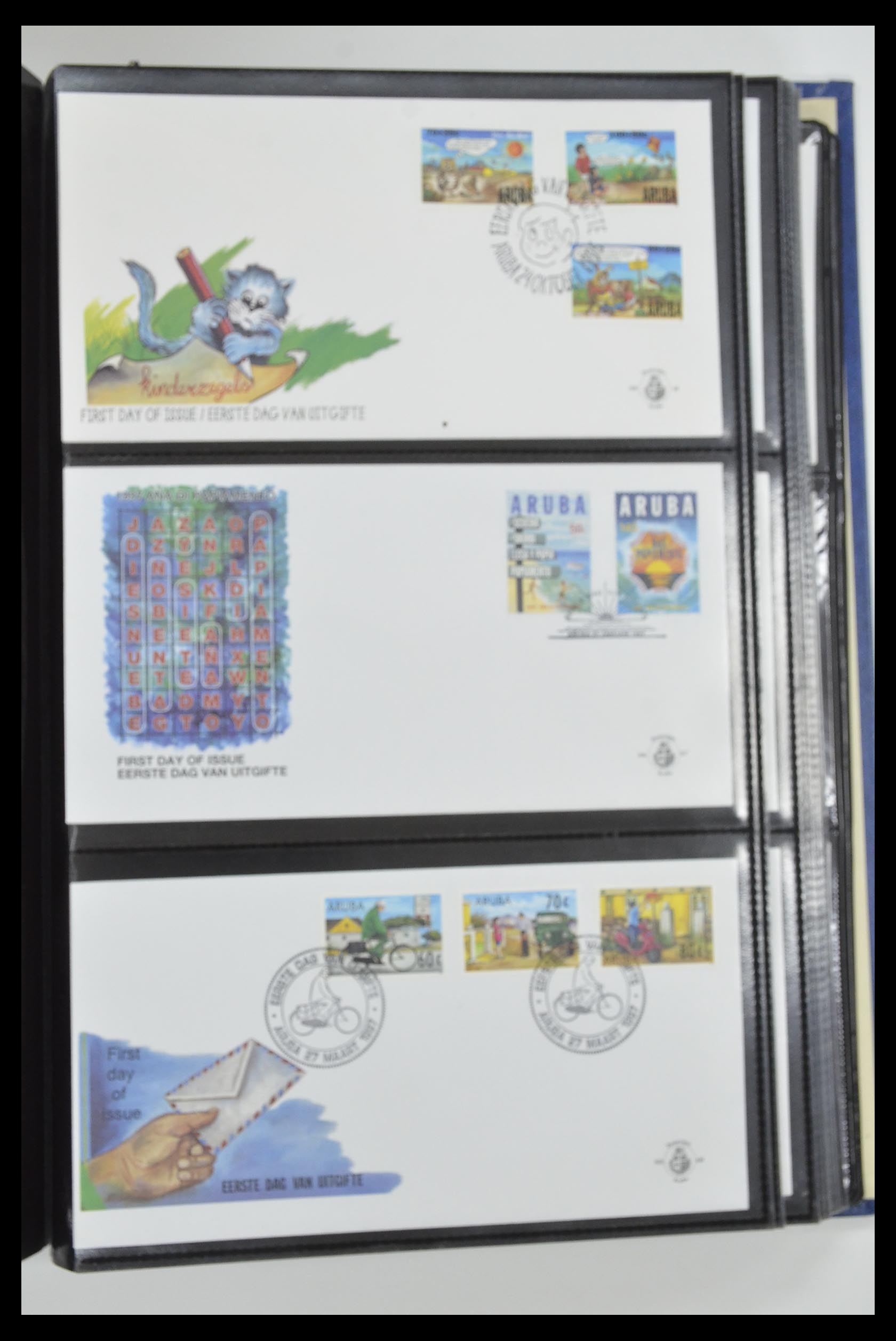 33585 023 - Postzegelverzameling 33585 Aruba FDC's 1986-2006.