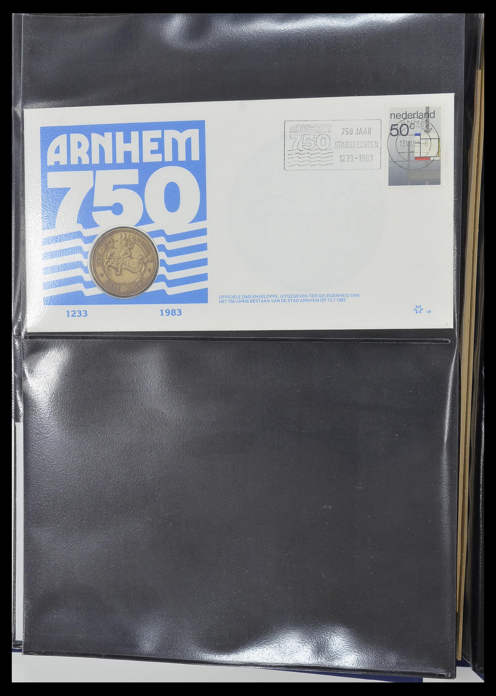 33586 050 - Postzegelverzameling 33586 Nederland speciale covers 1937-2006.