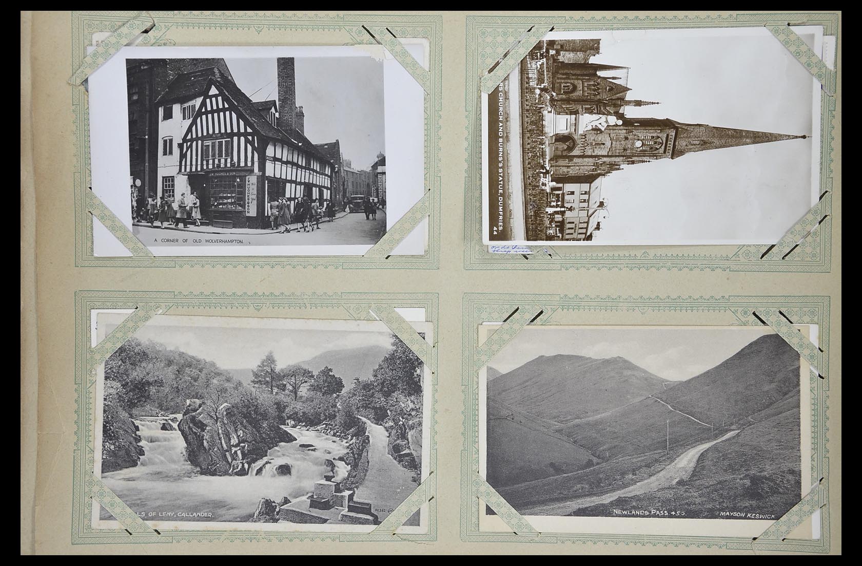33633 024 - Postzegelverzameling 33633 Engeland ansichtkaarten 1900-1950.