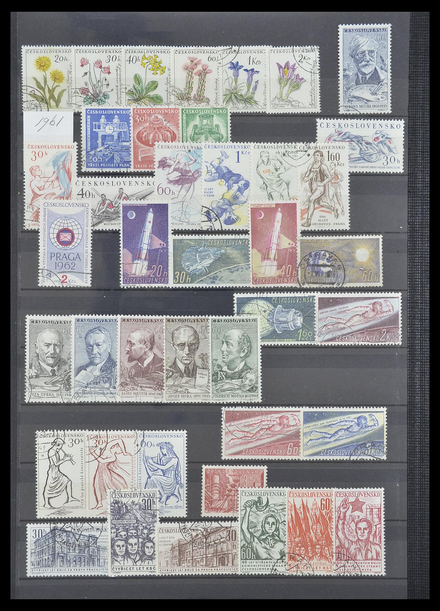 33671 054 - Stamp collection 33671 Czechoslovakia 1918-2000.