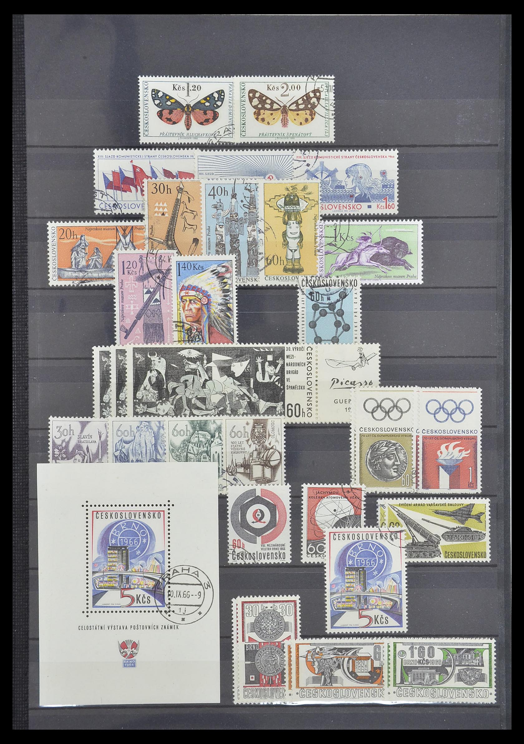 33671 067 - Postzegelverzameling 33671 Tsjechoslowakije 1918-2000.