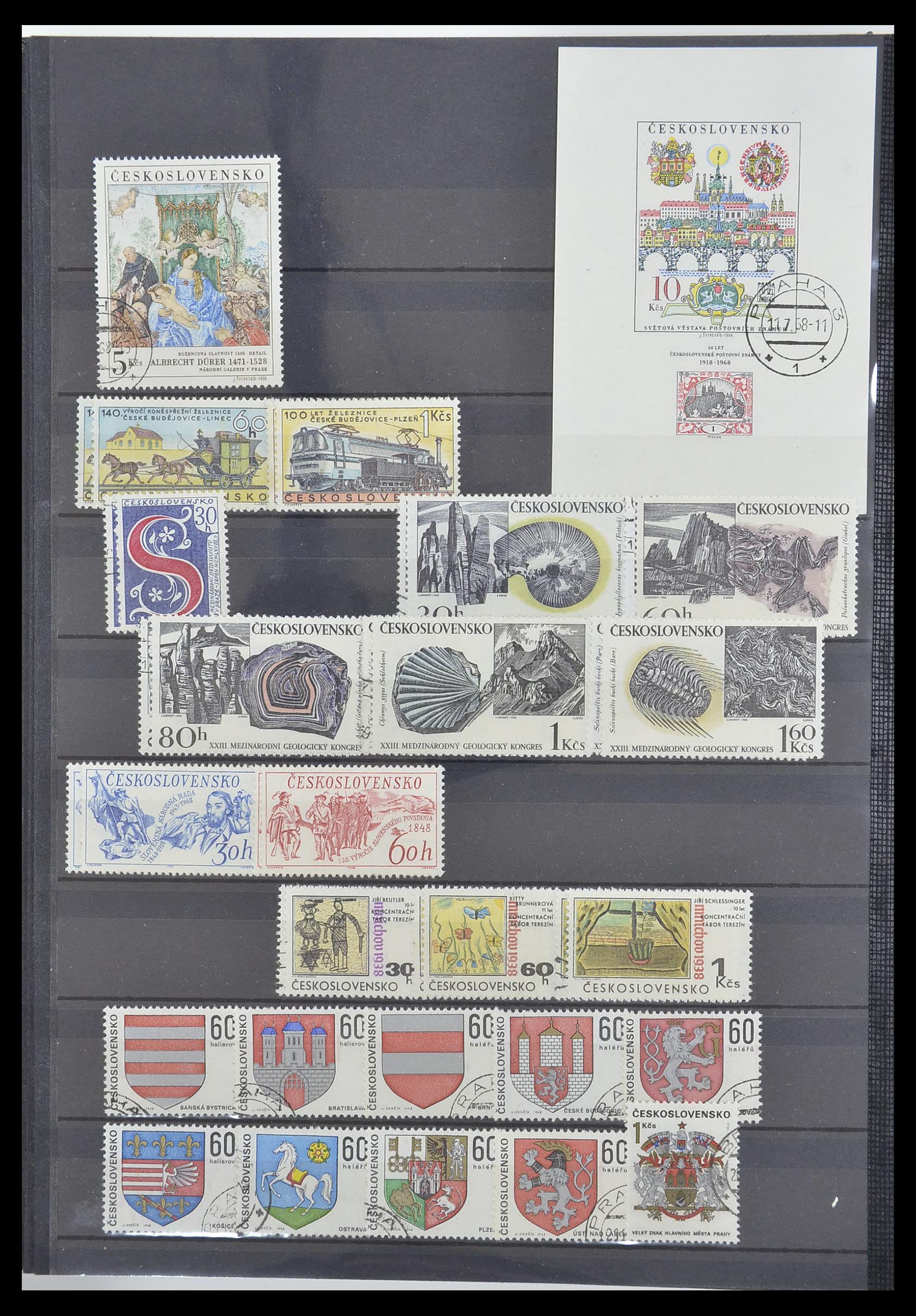 33671 074 - Stamp collection 33671 Czechoslovakia 1918-2000.