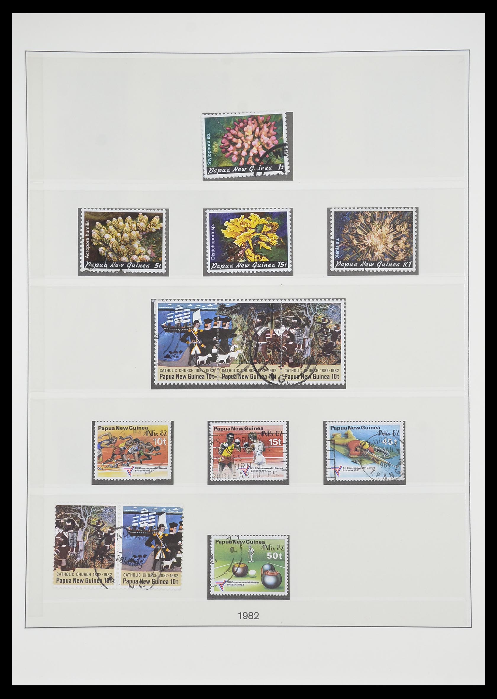 33683 036 - Postzegelverzameling 33683 Papua Nieuw Guinea 1952-2000.