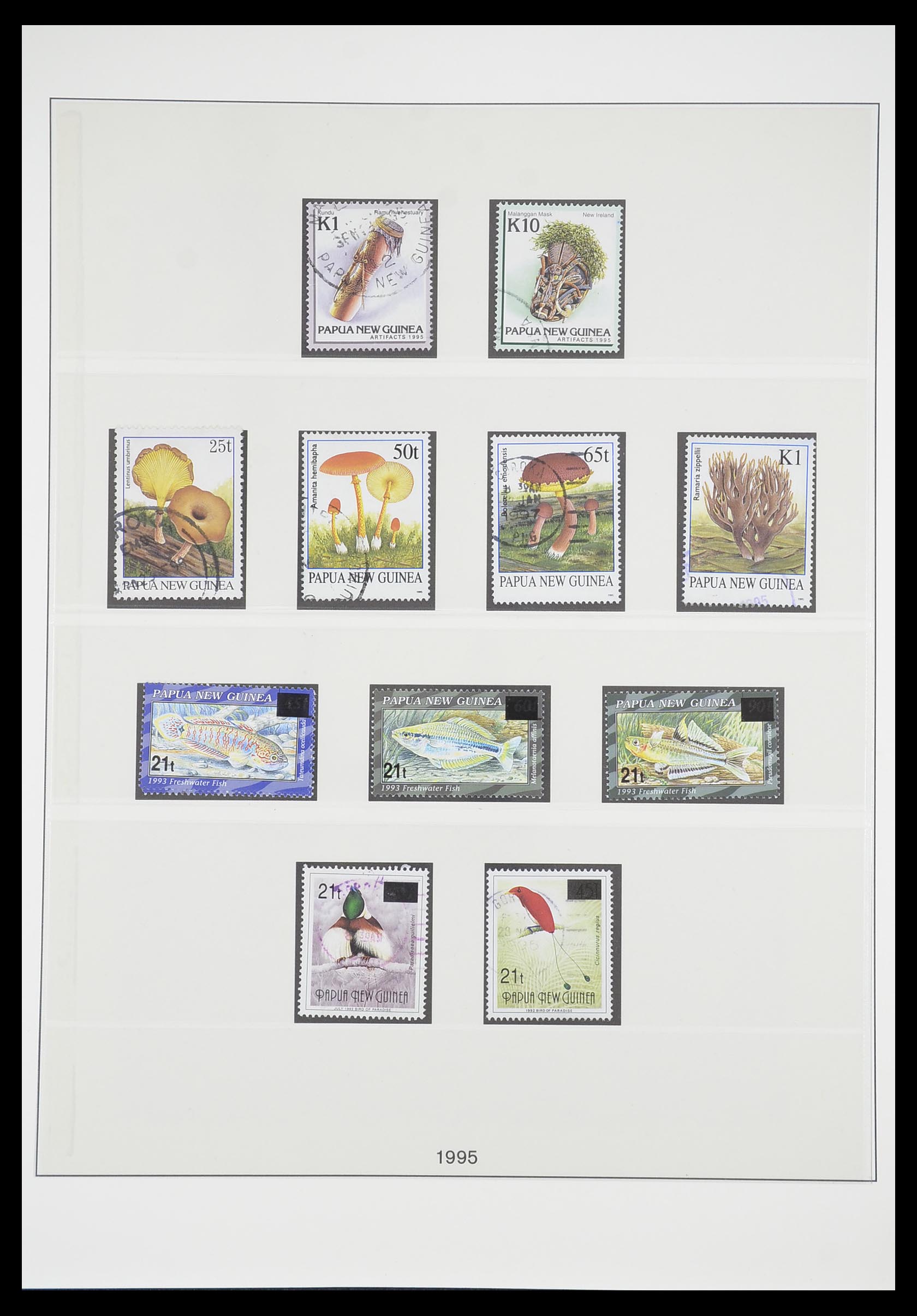 33683 069 - Postzegelverzameling 33683 Papua Nieuw Guinea 1952-2000.