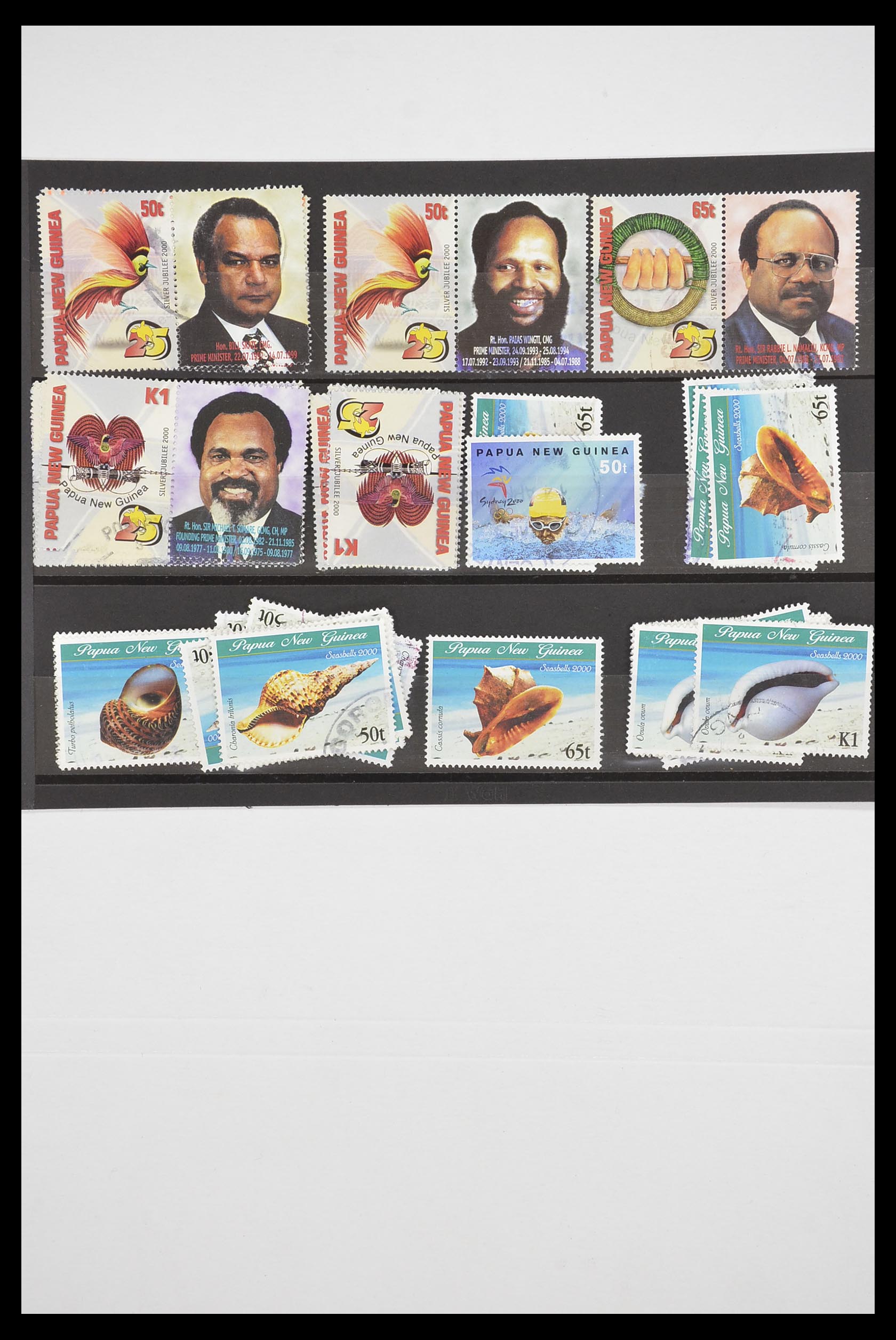 33683 086 - Postzegelverzameling 33683 Papua Nieuw Guinea 1952-2000.