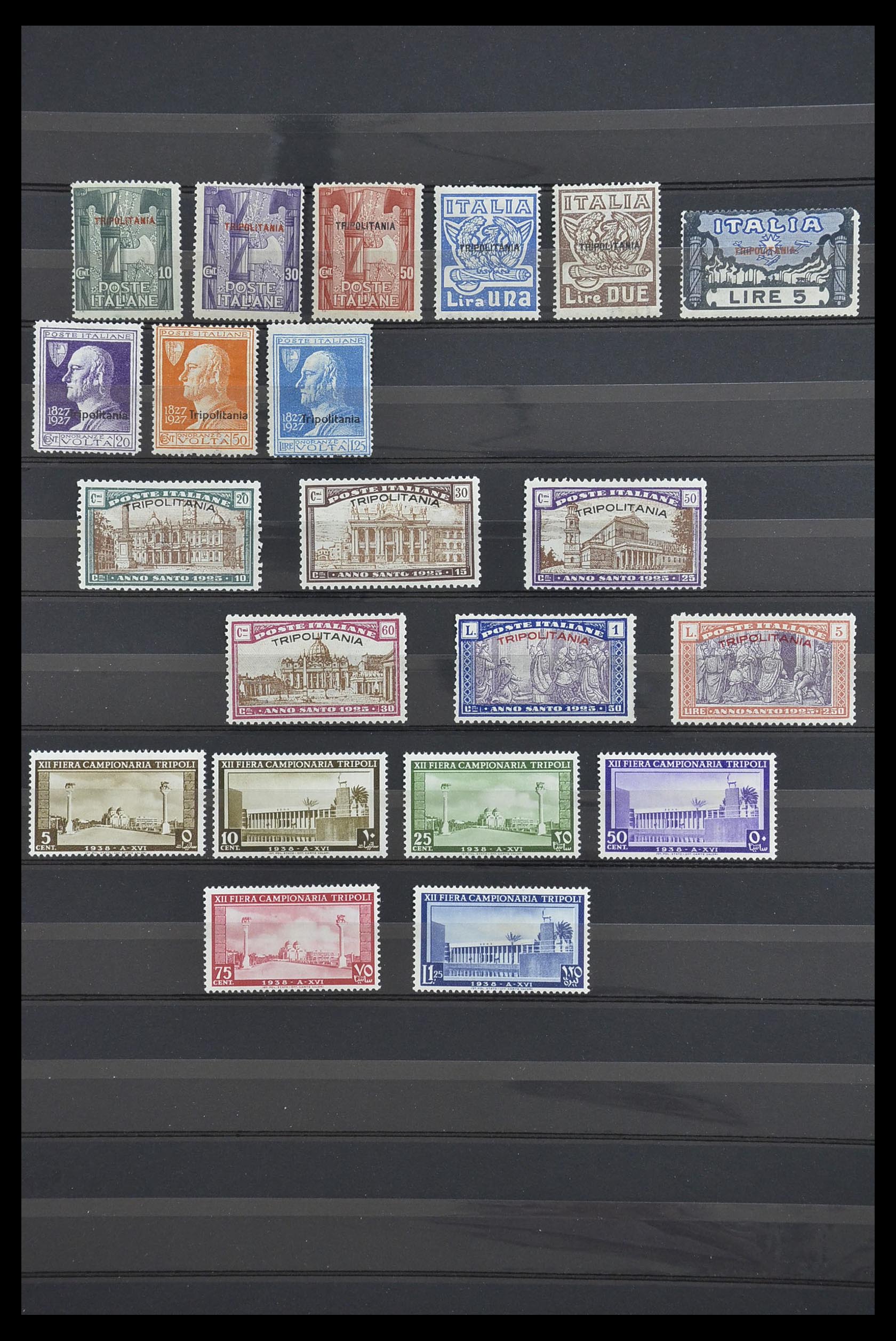 33685 002 - Postzegelverzameling 33685 Italiaanse koloniën 1912-1961.