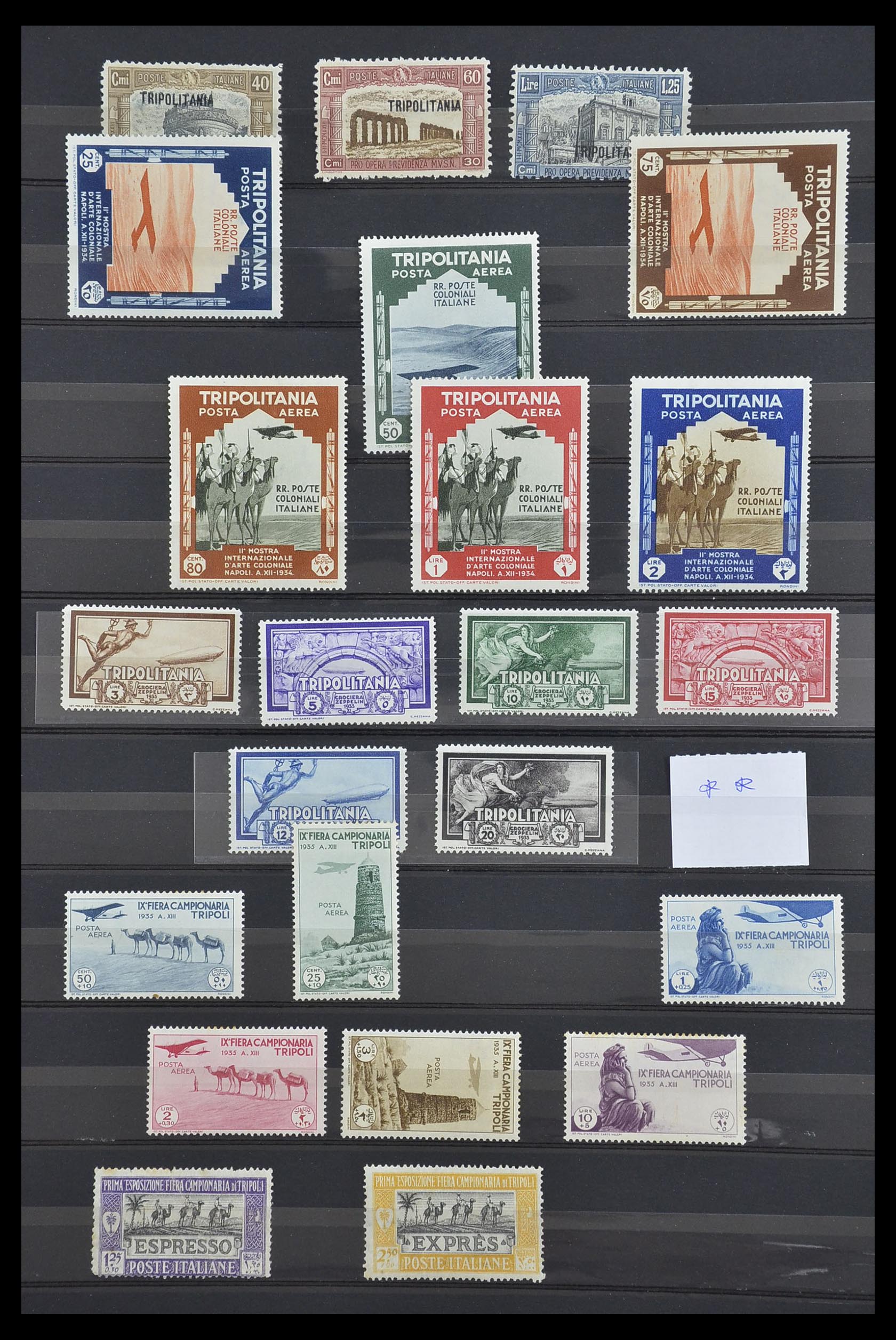 33685 004 - Postzegelverzameling 33685 Italiaanse koloniën 1912-1961.