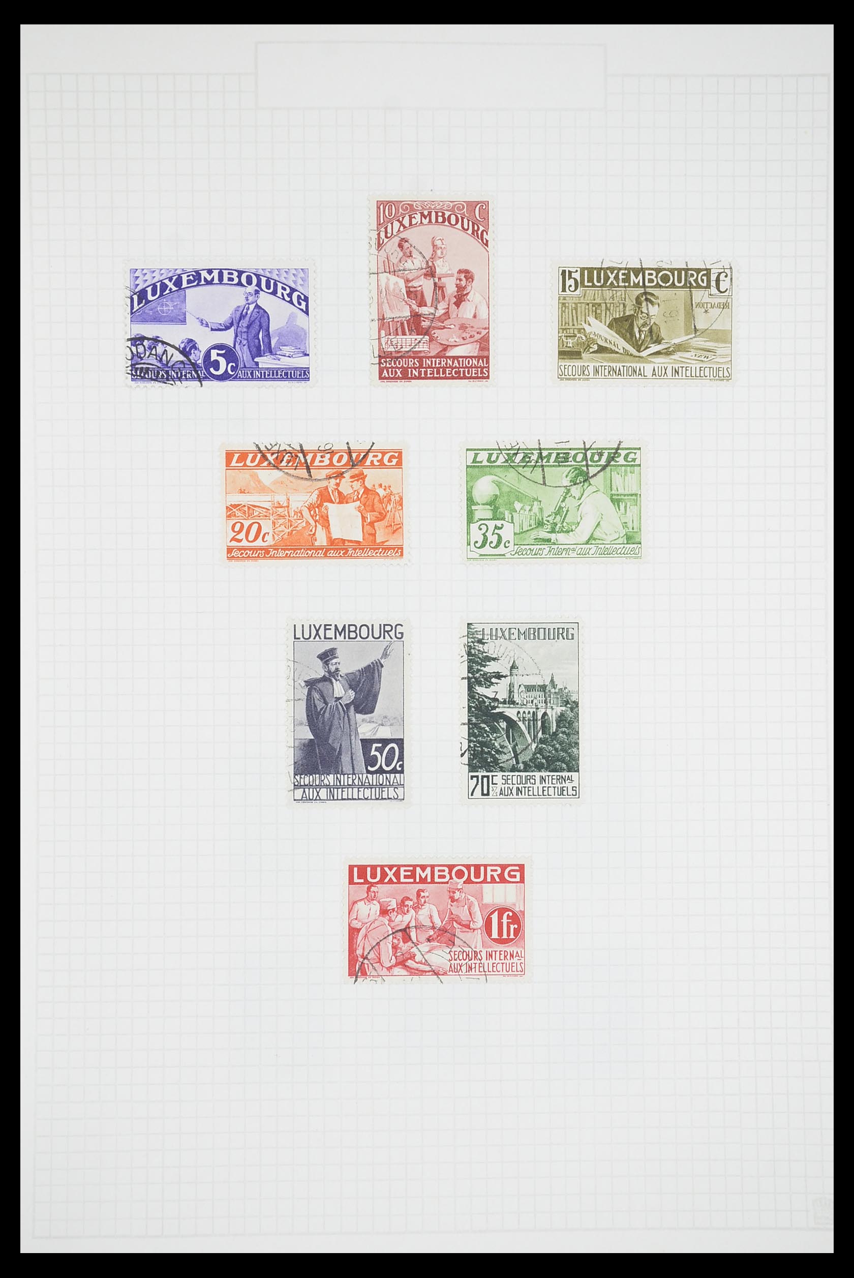 33693 019 - Postzegelverzameling 33693 Luxemburg 1852-1973.