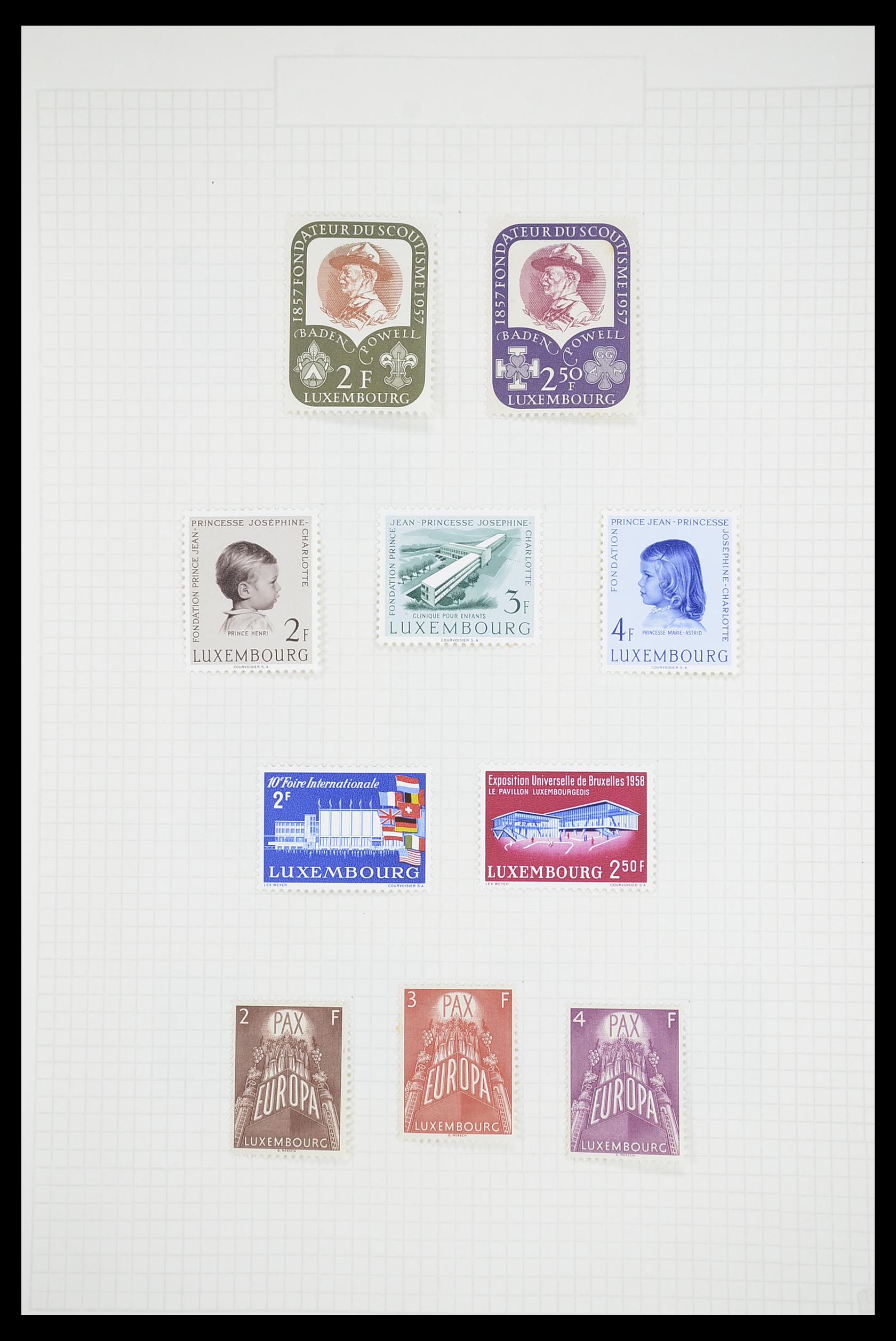 33693 040 - Postzegelverzameling 33693 Luxemburg 1852-1973.