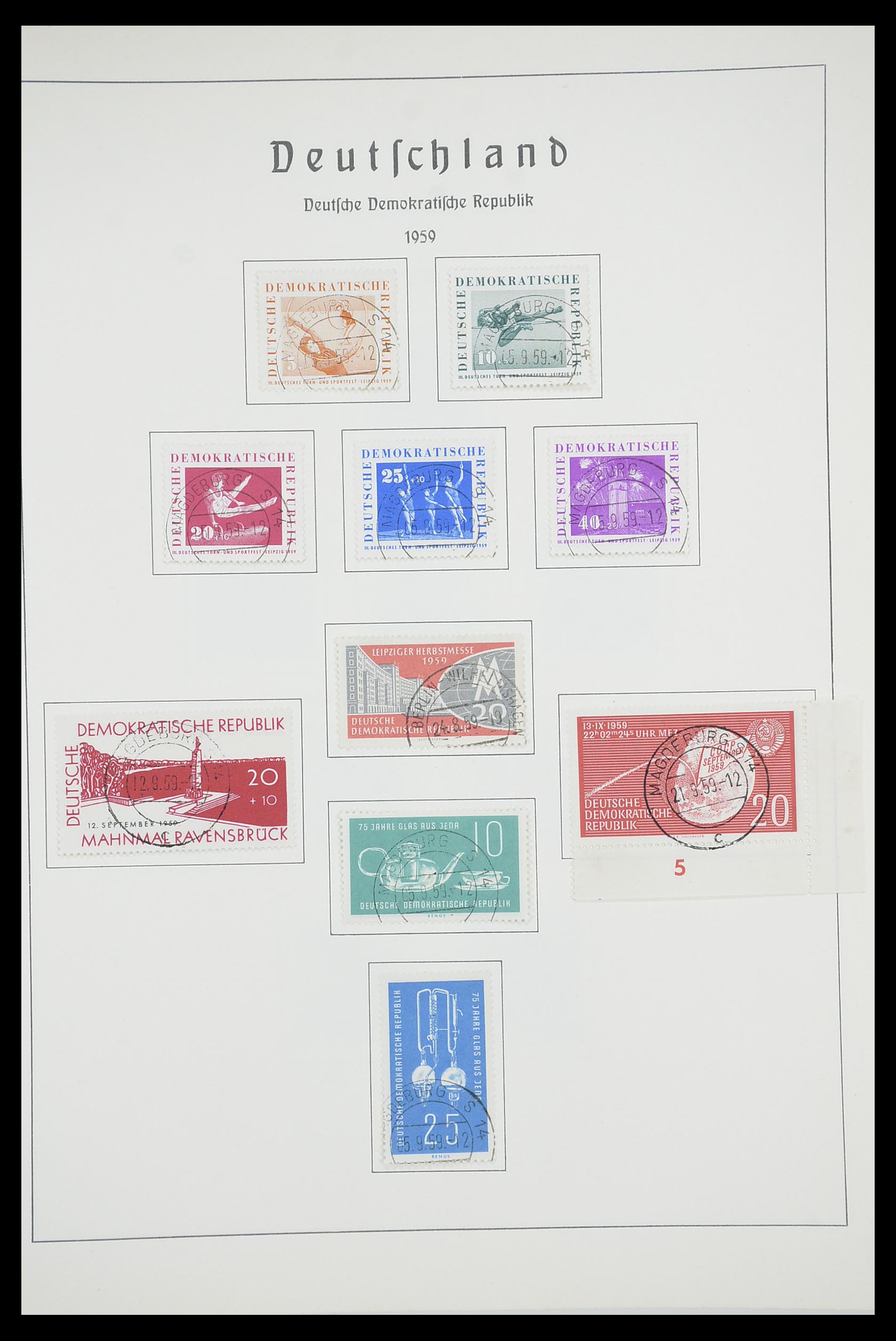 33709 047 - Stamp collection 33709 DDR 1948-1973.