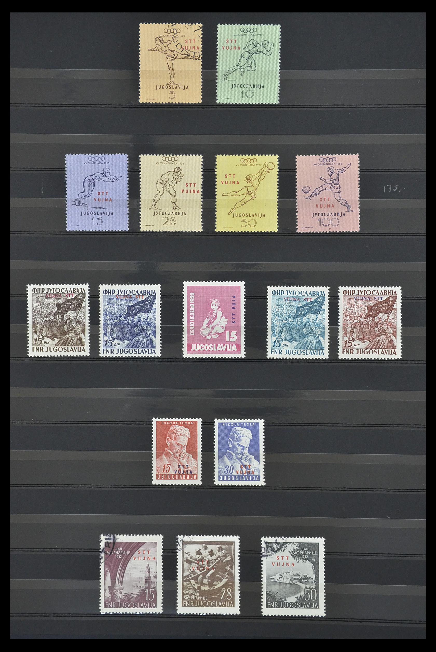 33719 018 - Postzegelverzameling 33719 Triëst Zone A en B 1947-1952.