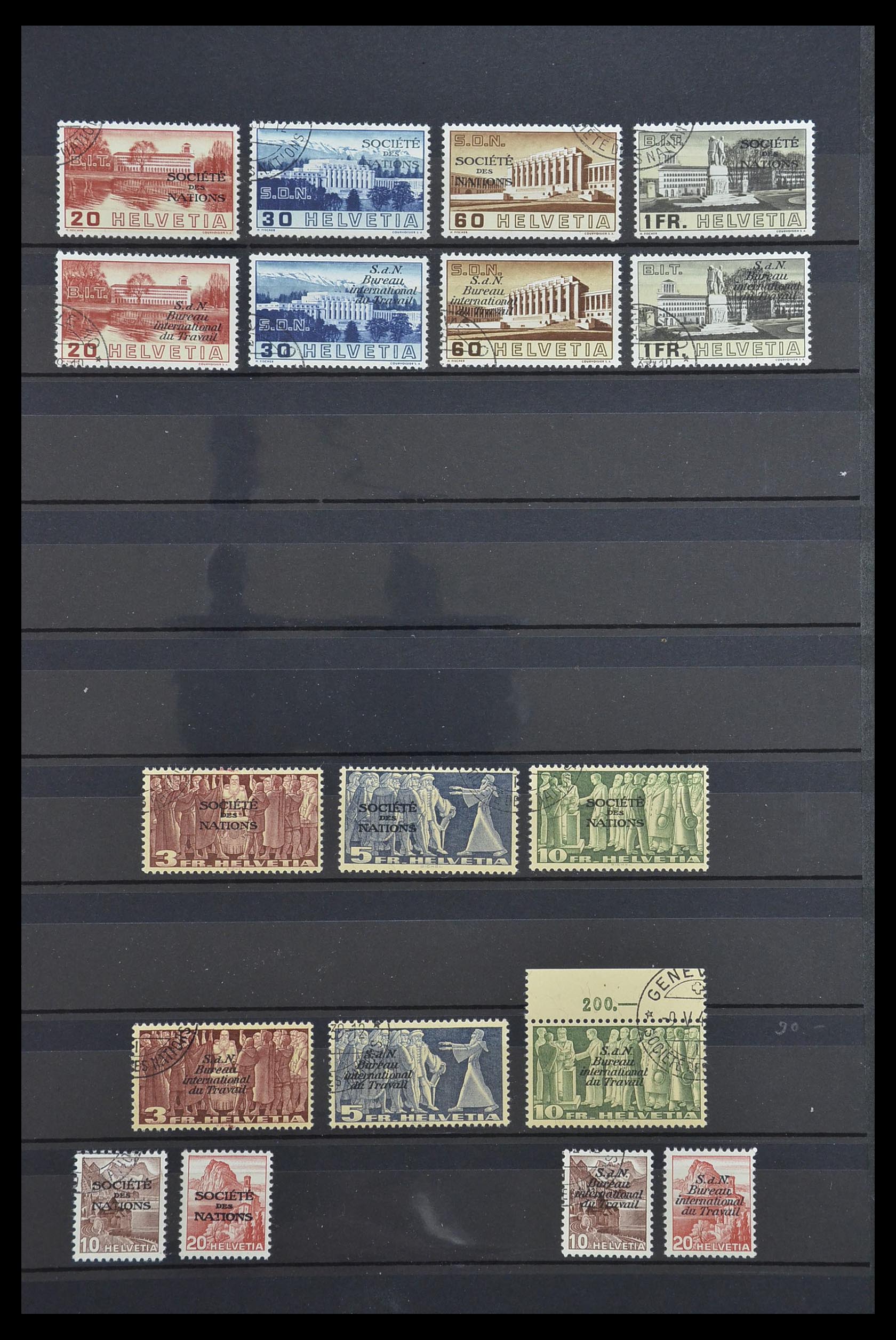 33720 004 - Stamp collection 33720 Switzerland service 1918-1973.
