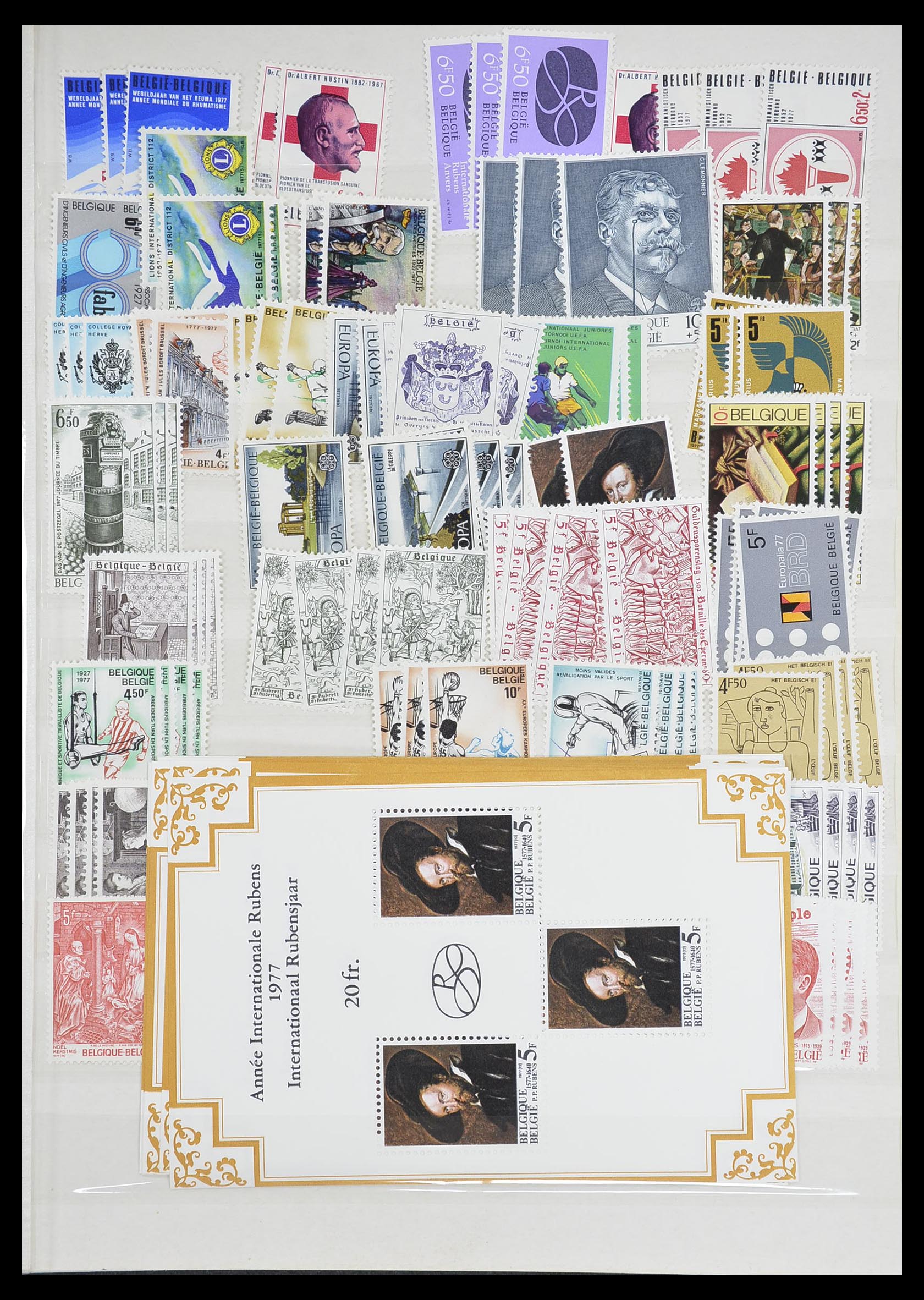 33743 046 - Postzegelverzameling 33743 België 1961-2000.