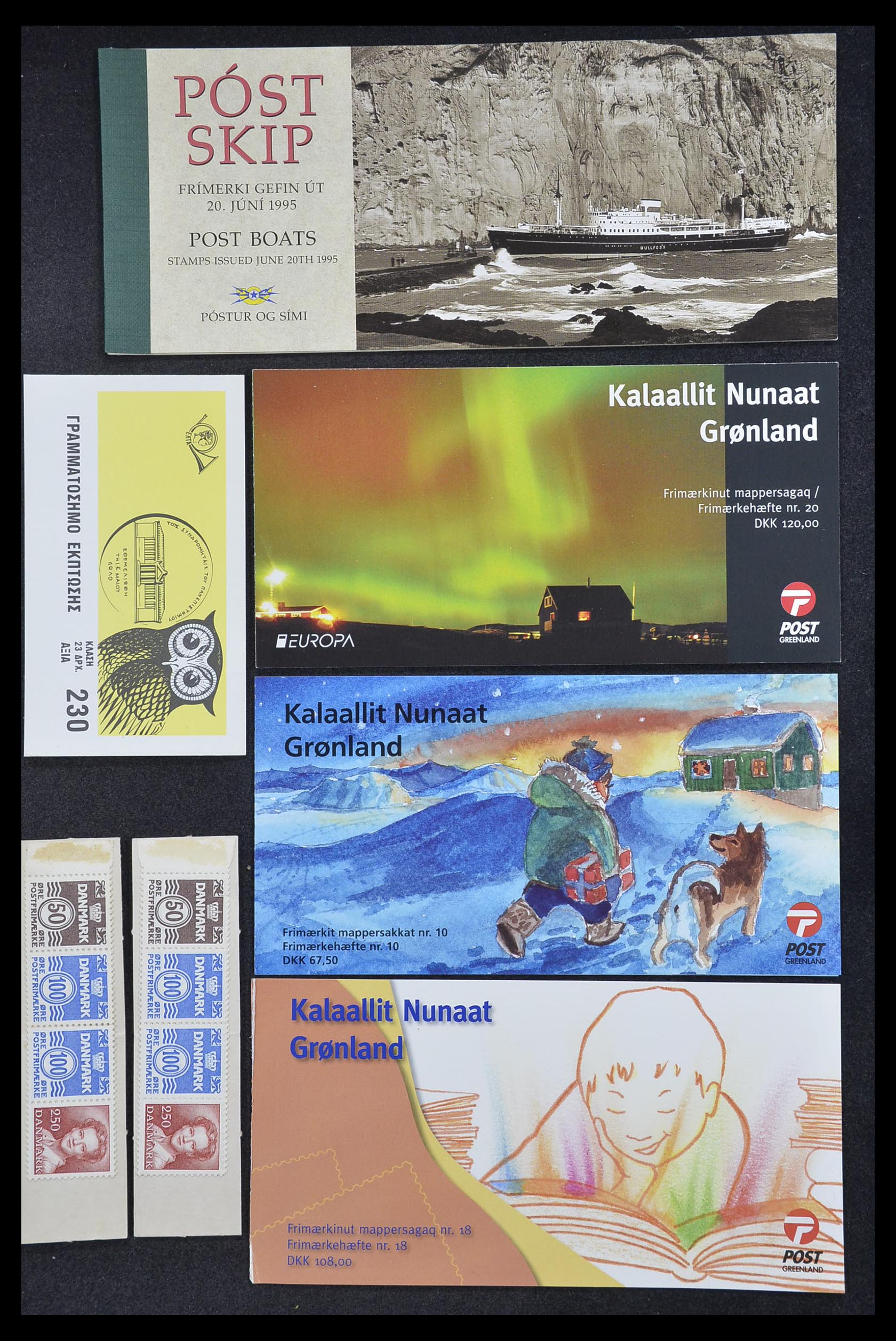 33744 001 - Postzegelverzameling 33744 Wereld postzegelboekjes 1919-2011.