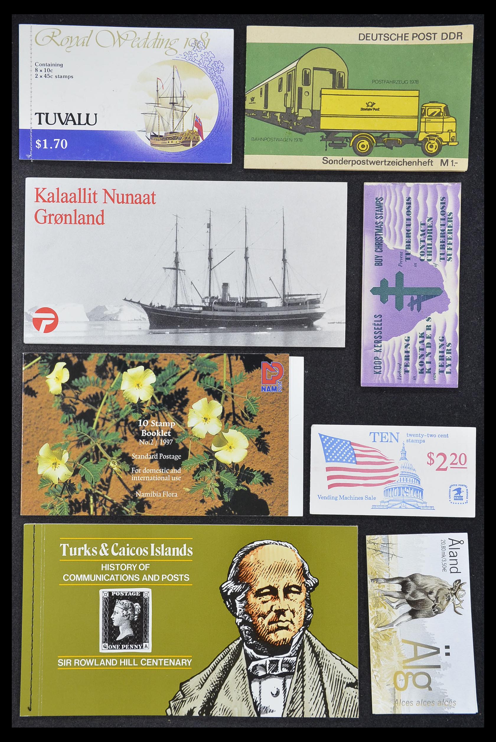 33744 009 - Postzegelverzameling 33744 Wereld postzegelboekjes 1919-2011.