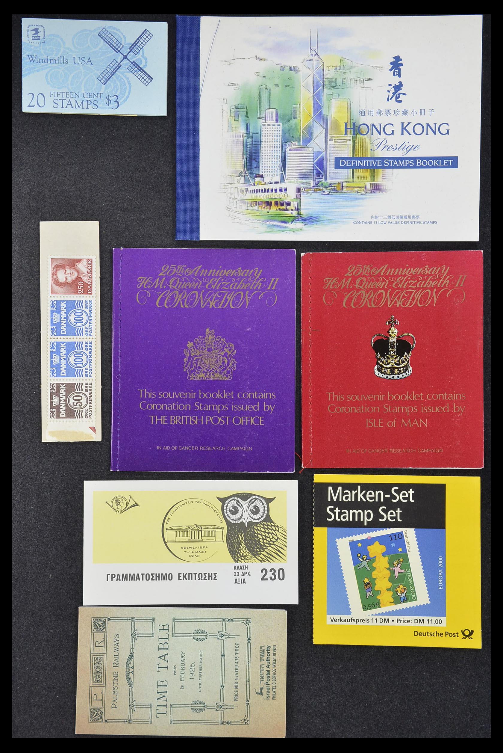 33744 013 - Postzegelverzameling 33744 Wereld postzegelboekjes 1919-2011.