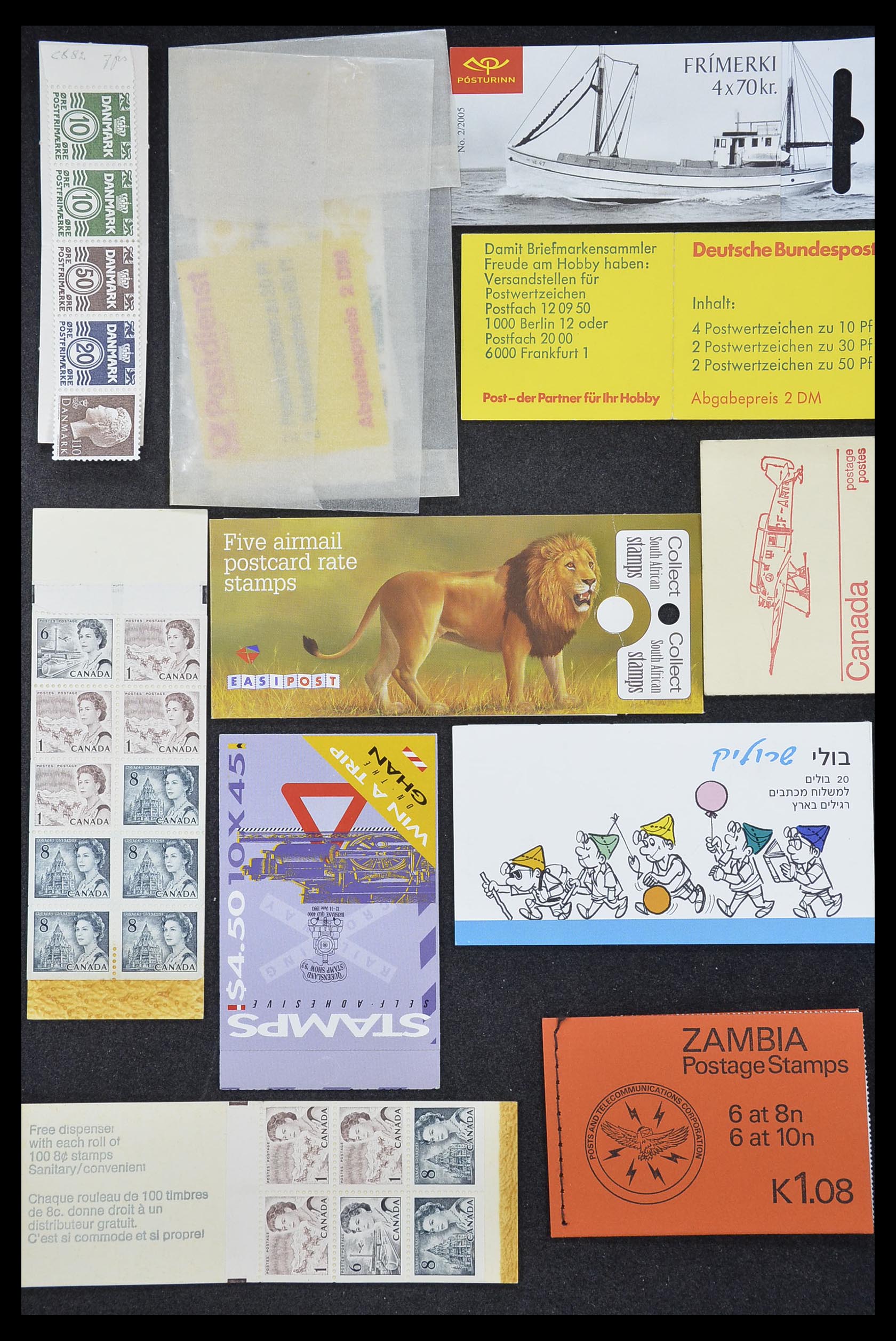 33744 042 - Postzegelverzameling 33744 Wereld postzegelboekjes 1919-2011.