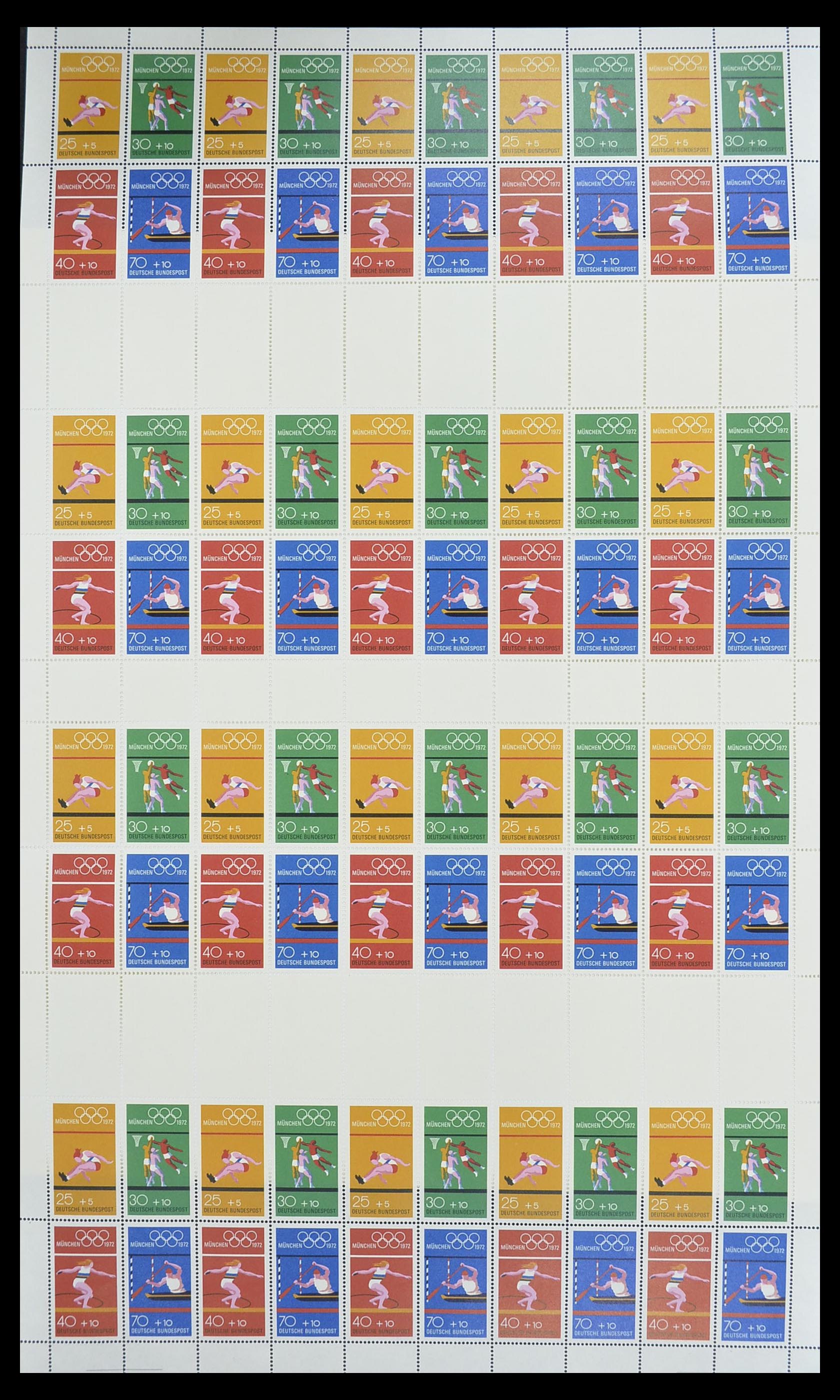 33753 003 - Stamp collection 33753 Bund and Berlin markenheftchenbogen 1966-1973.