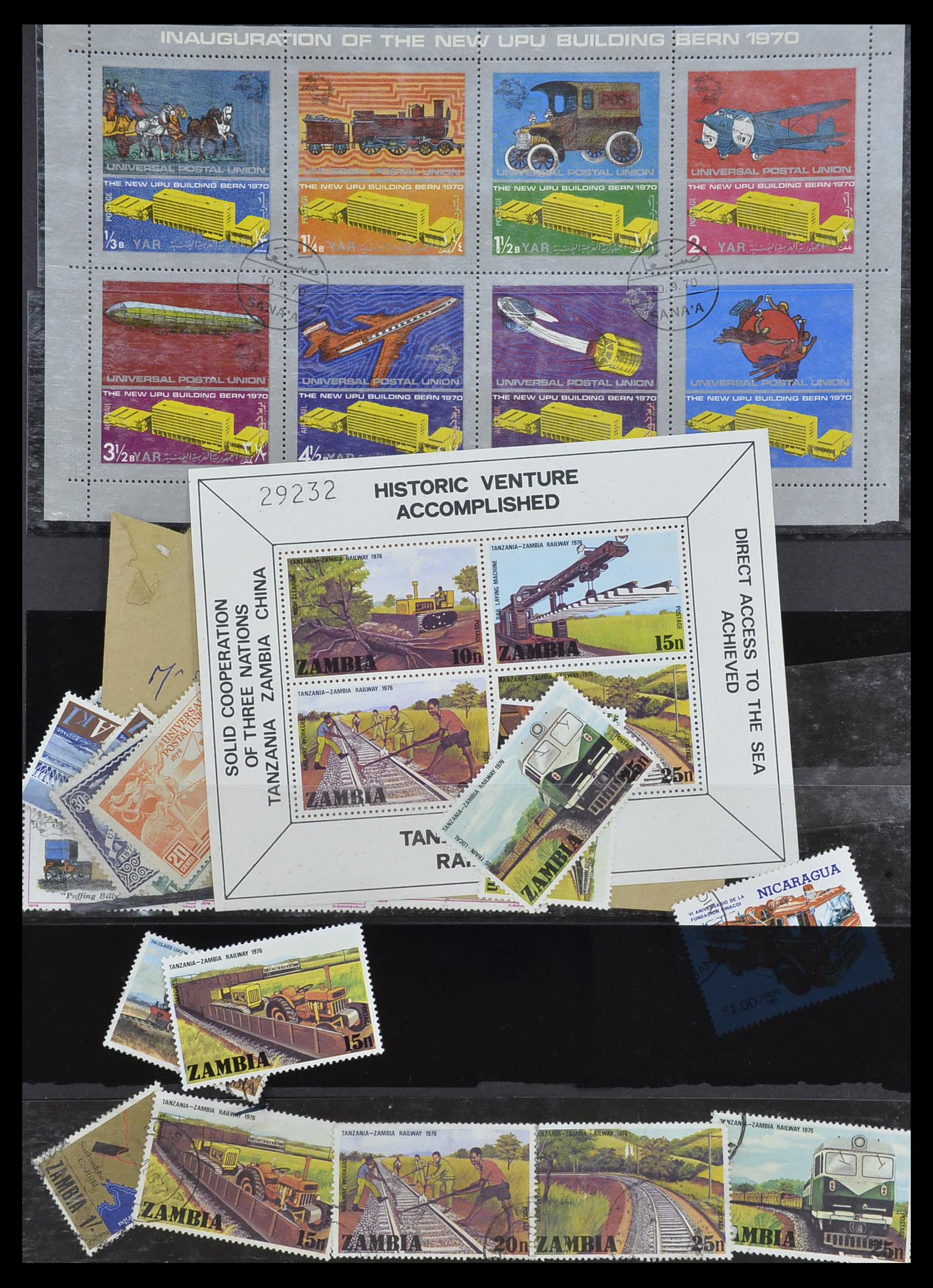 33755 2069 - Postzegelverzameling 33755 Motief treinen 1900-2010.