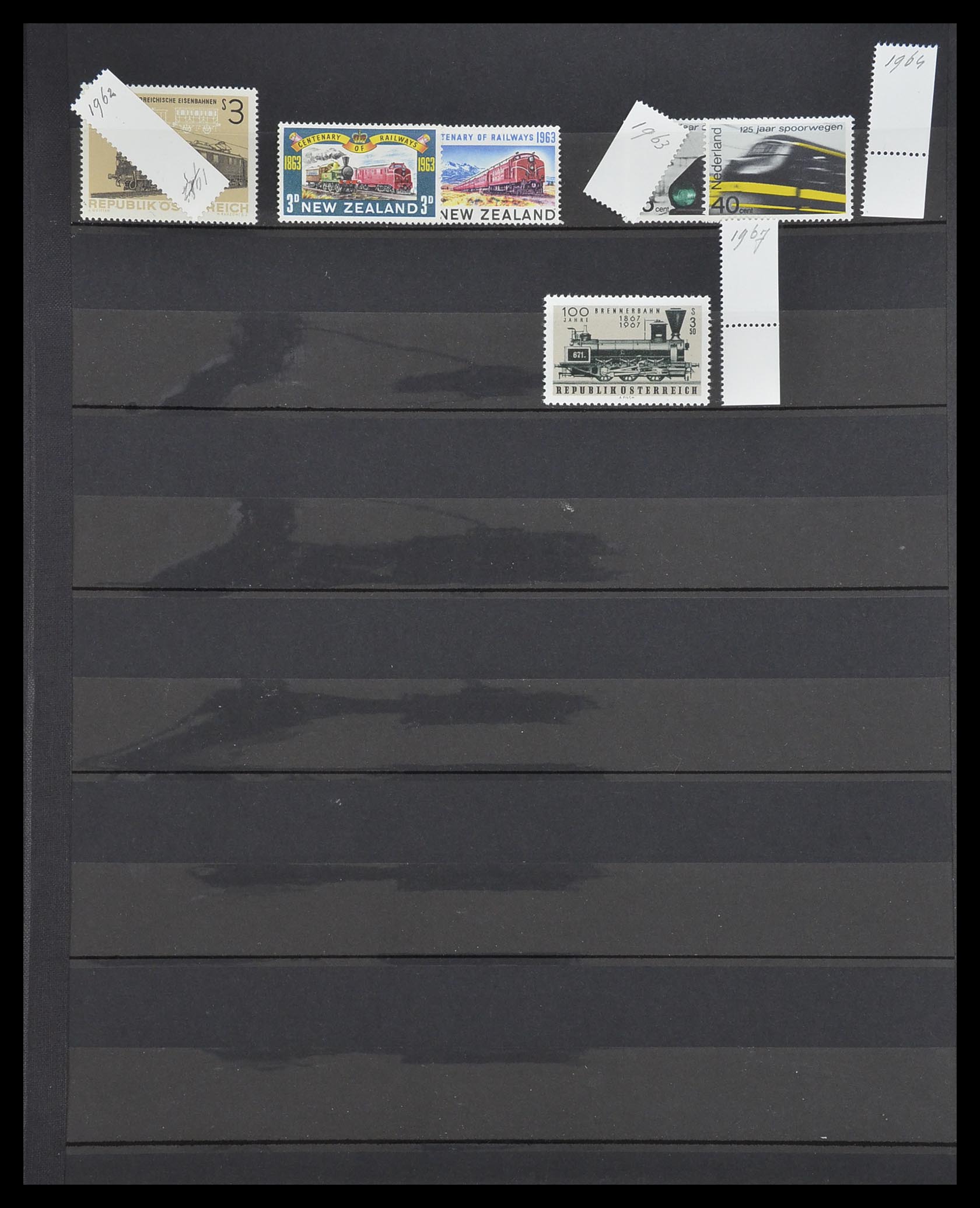 33755 2103 - Postzegelverzameling 33755 Motief treinen 1900-2010.
