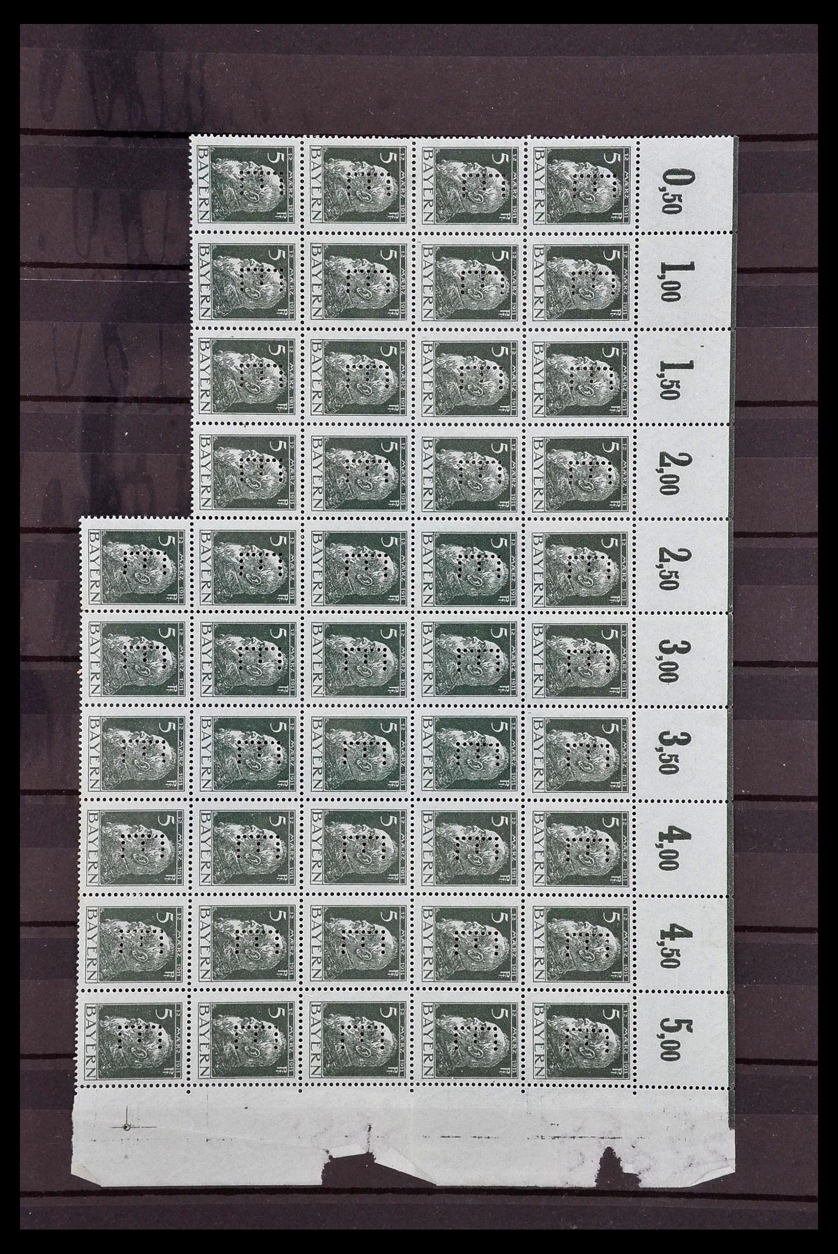 33757 044 - Postzegelverzameling 33757 Motief Treinen.