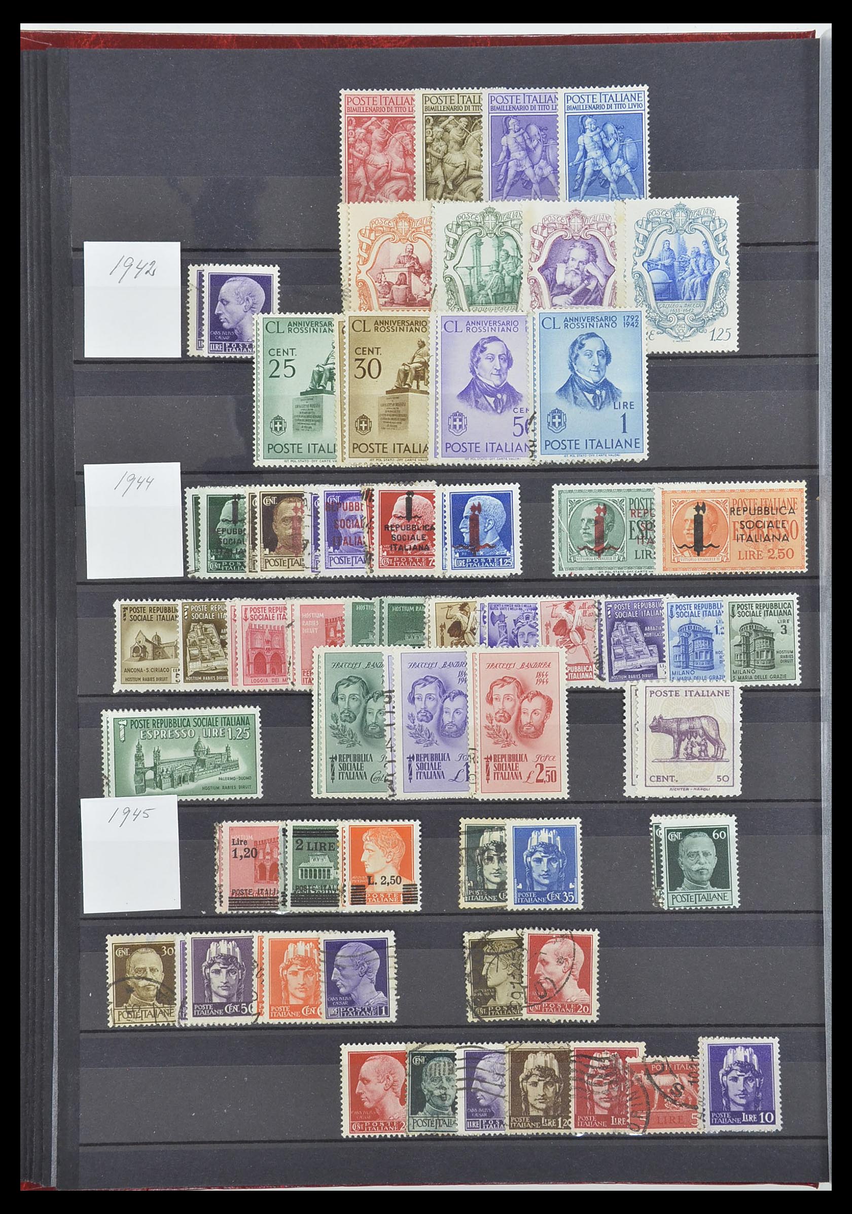 33758 010 - Postzegelverzameling 33758 Italië 1861-2011.